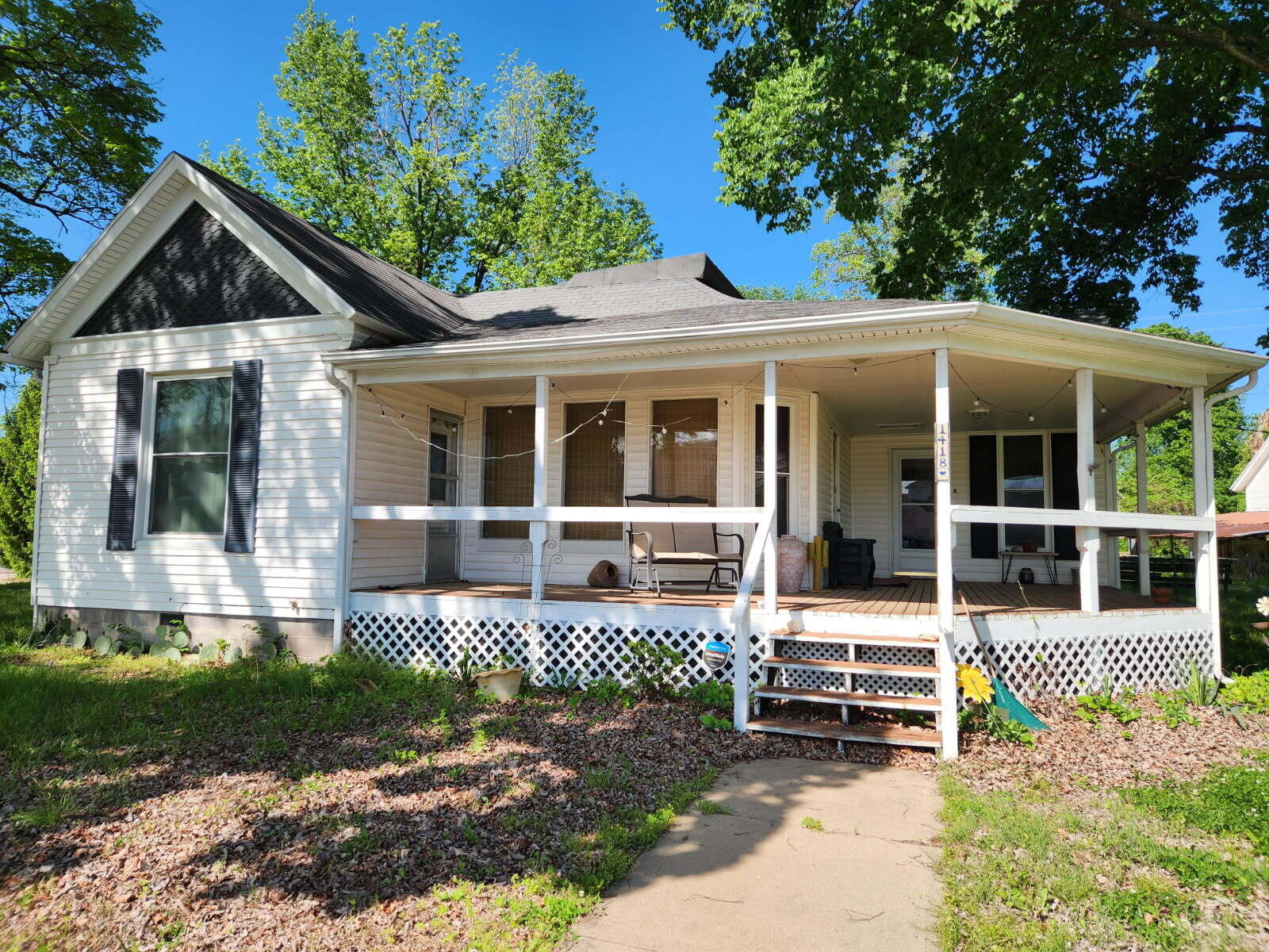 1418 Cherokee Avenue Property Photo 1