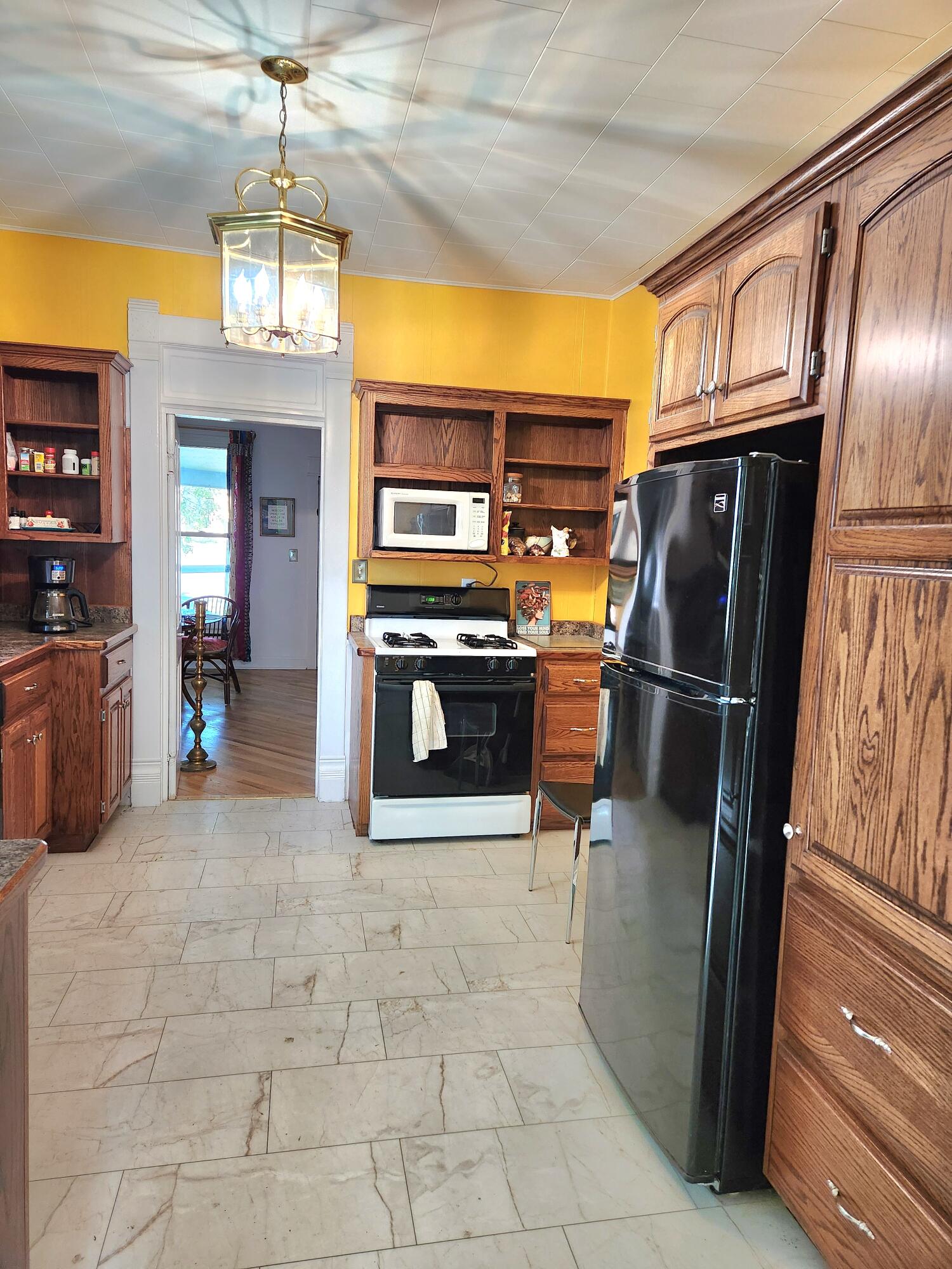 1418 Cherokee Avenue Property Photo 10