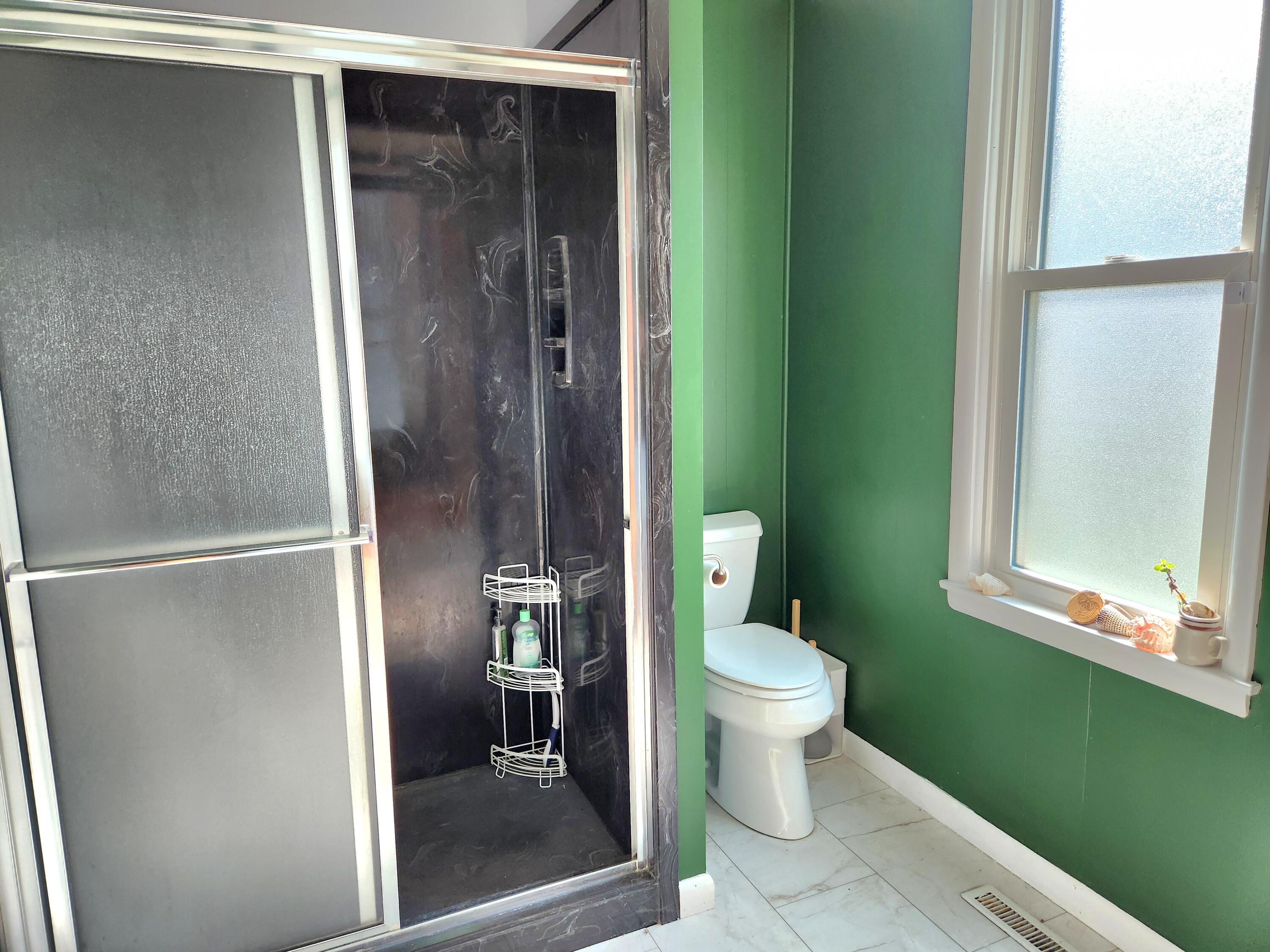 1418 Cherokee Avenue Property Photo 13