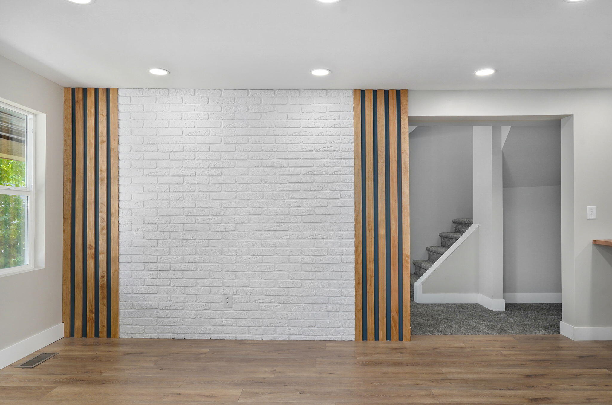 1616 North Hampton Avenue Property Photo 12