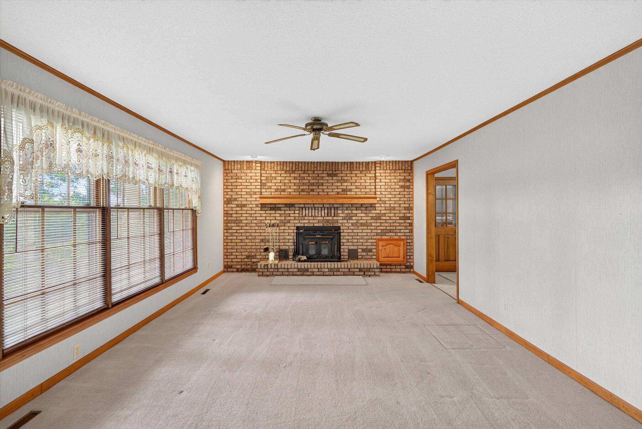 21845 County Road 190 Property Photo 5