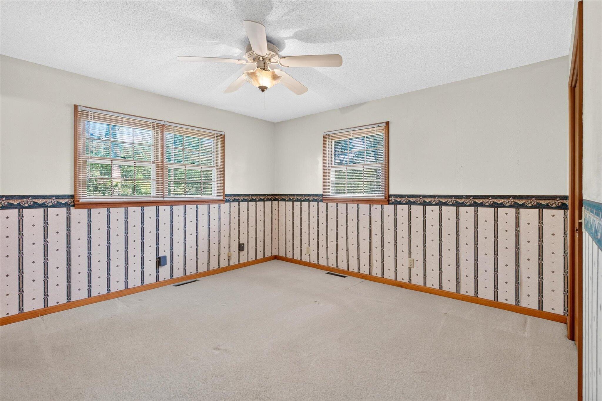 21845 County Road 190 Property Photo 17