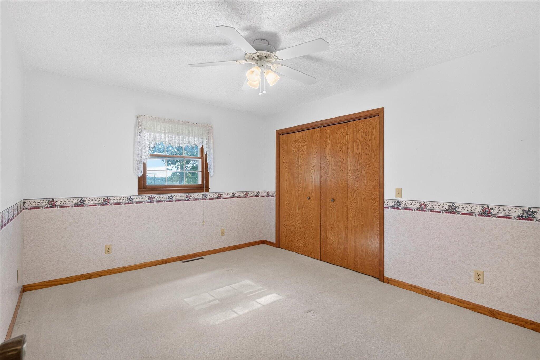 21845 County Road 190 Property Photo 23