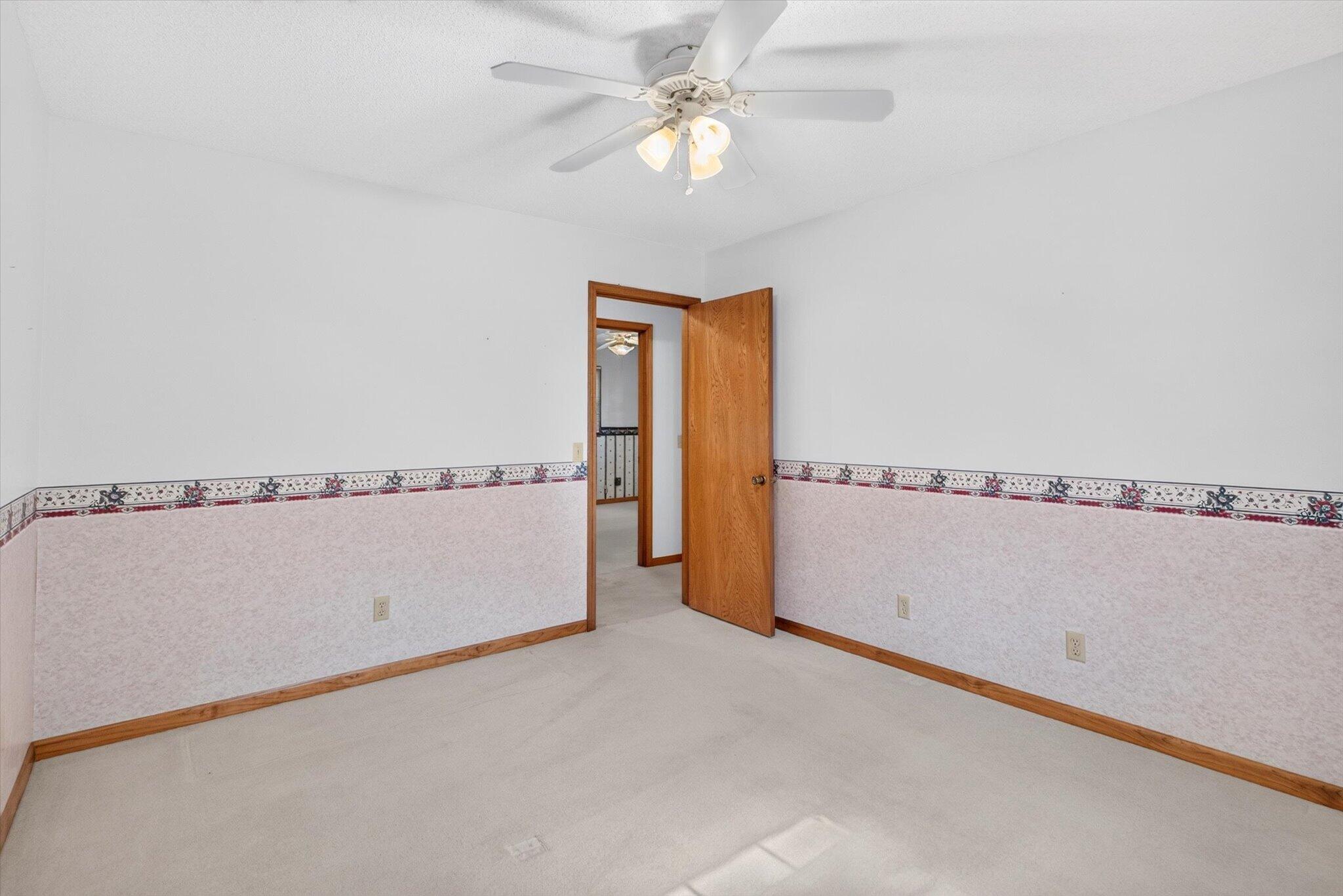 21845 County Road 190 Property Photo 24