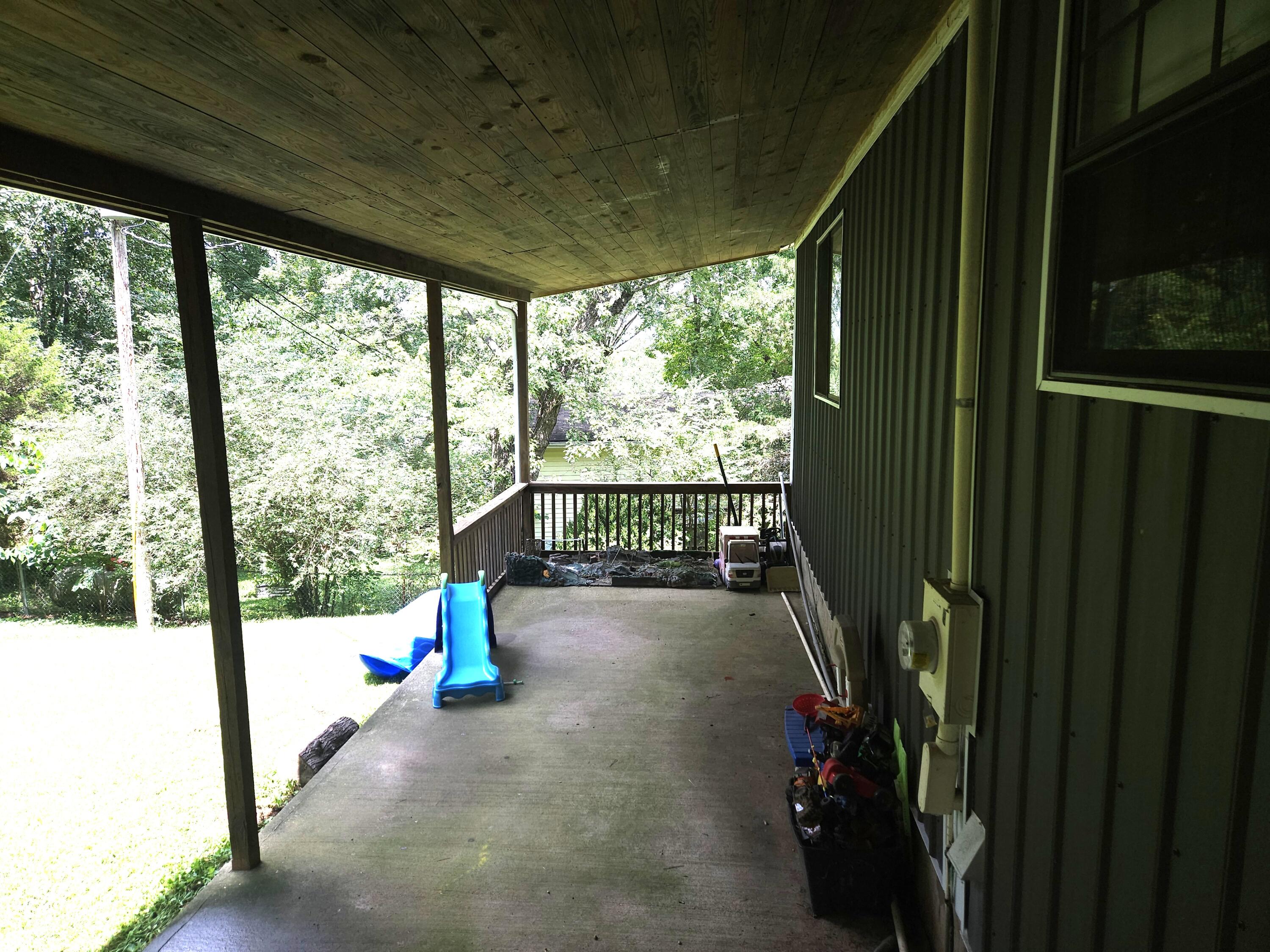 525 Skyview Drive Property Photo 5