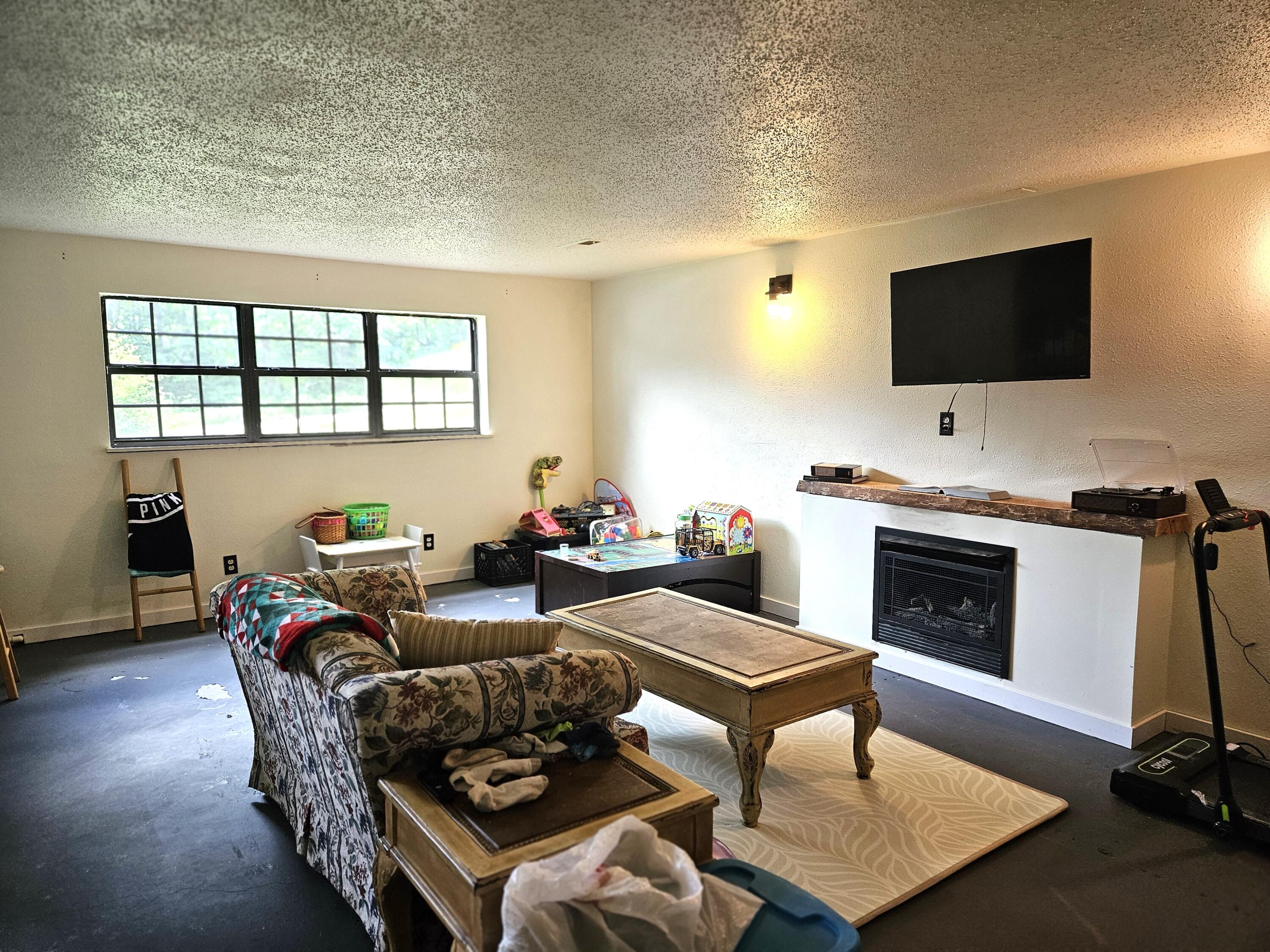 525 Skyview Drive Property Photo 29