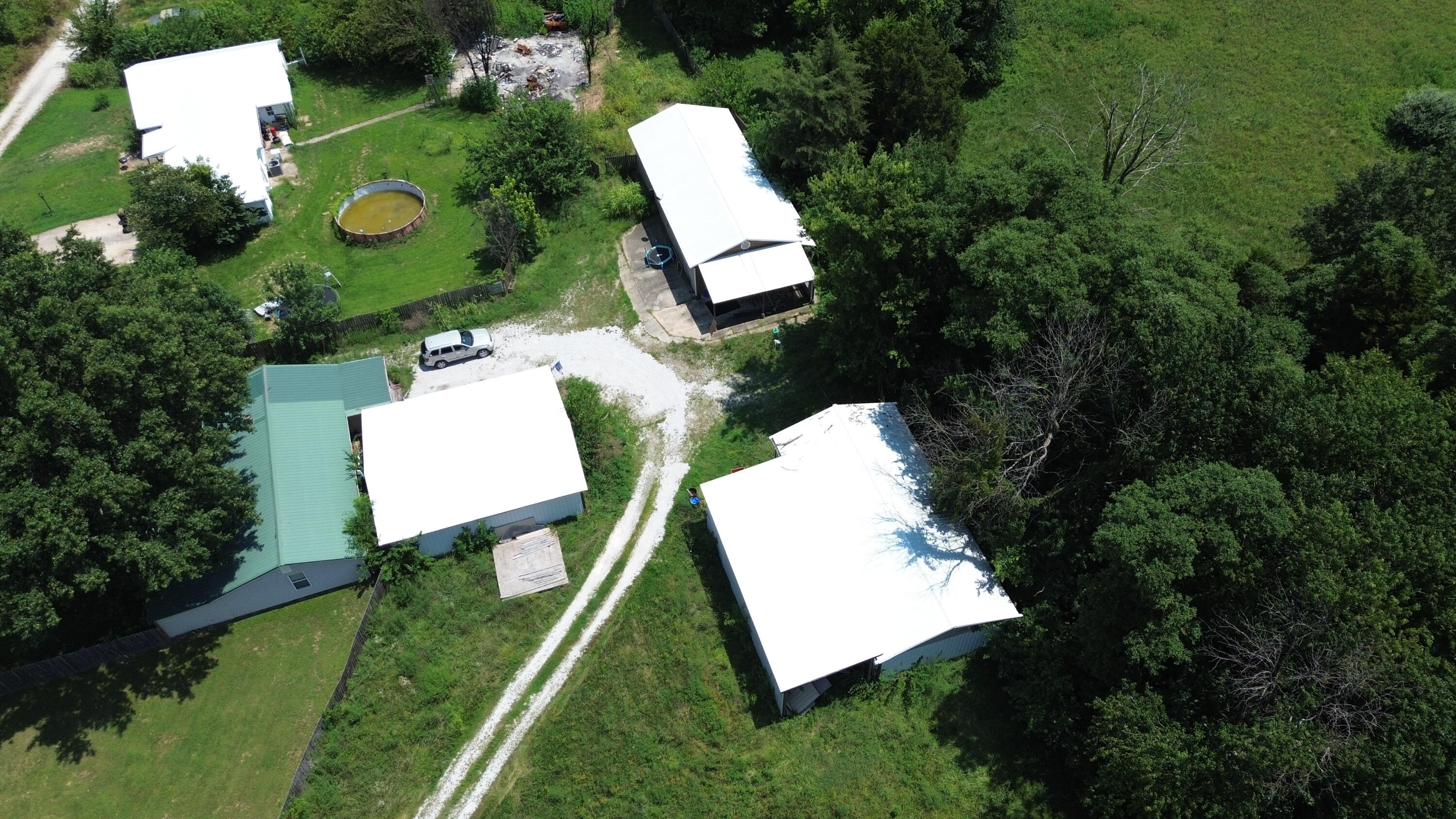 1232 Park Court Property Photo 3