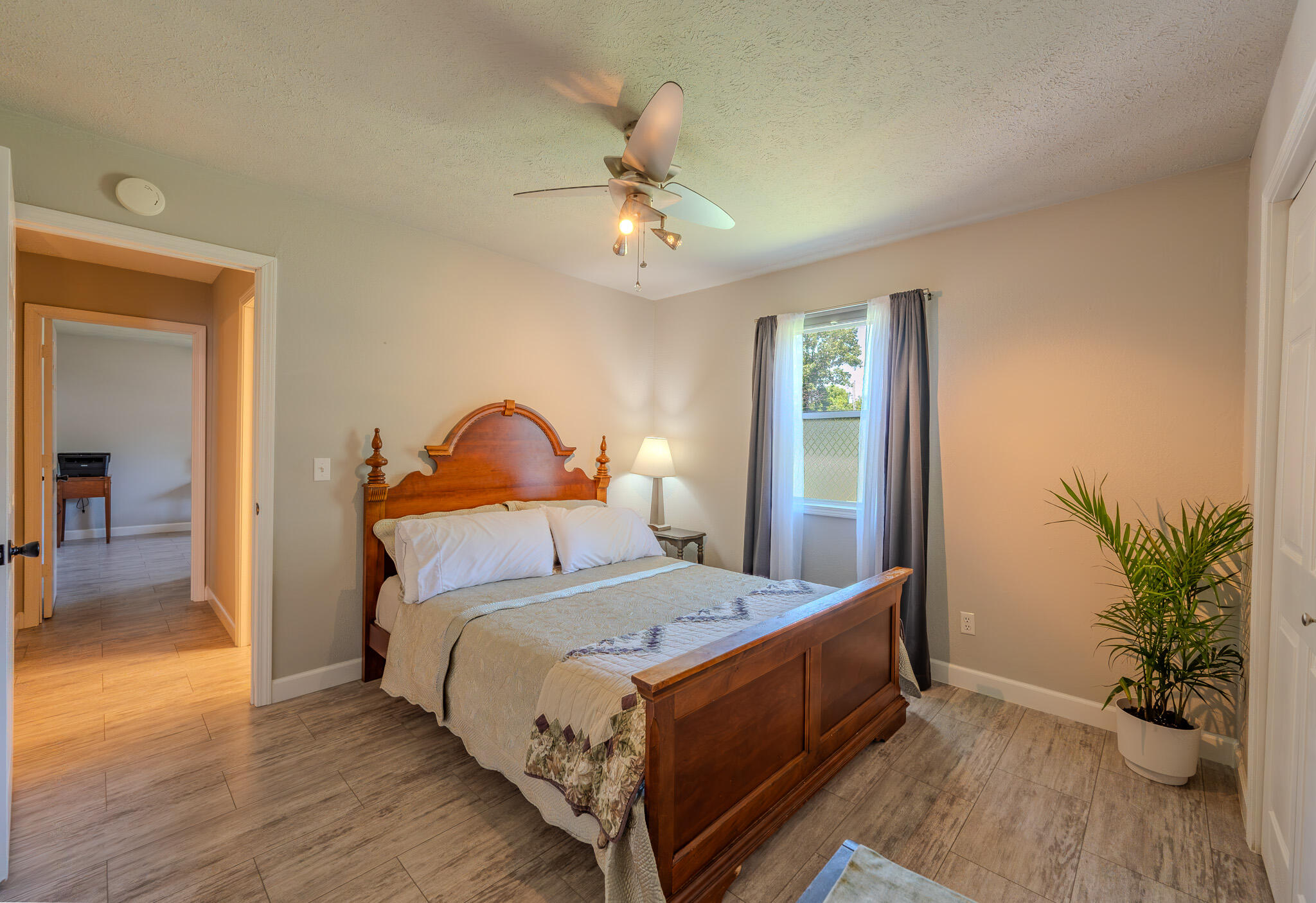 806 Oak Hill Drive Property Photo 11