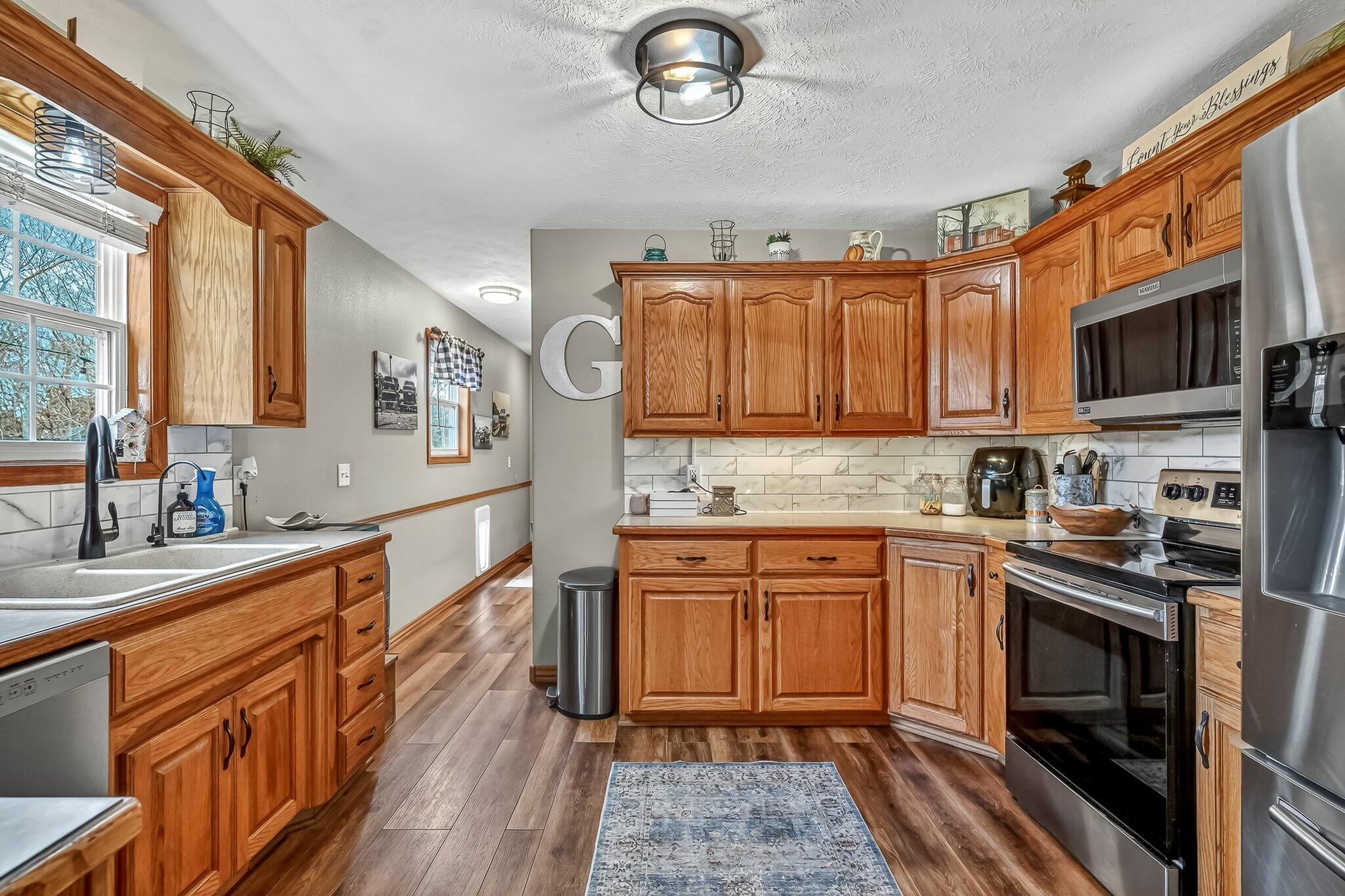 1519 East 515th Road Property Photo 10