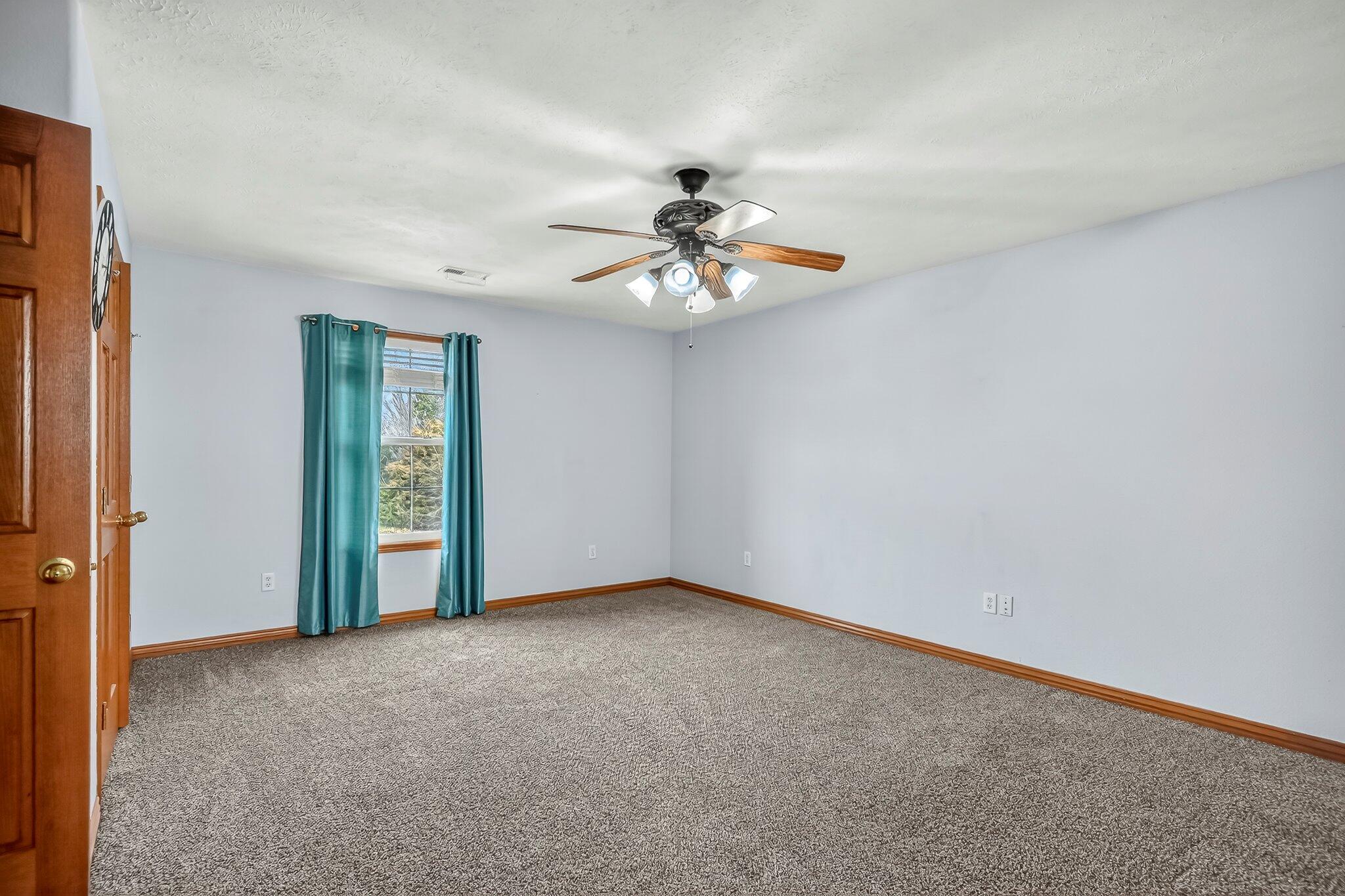 1519 East 515th Road Property Photo 25