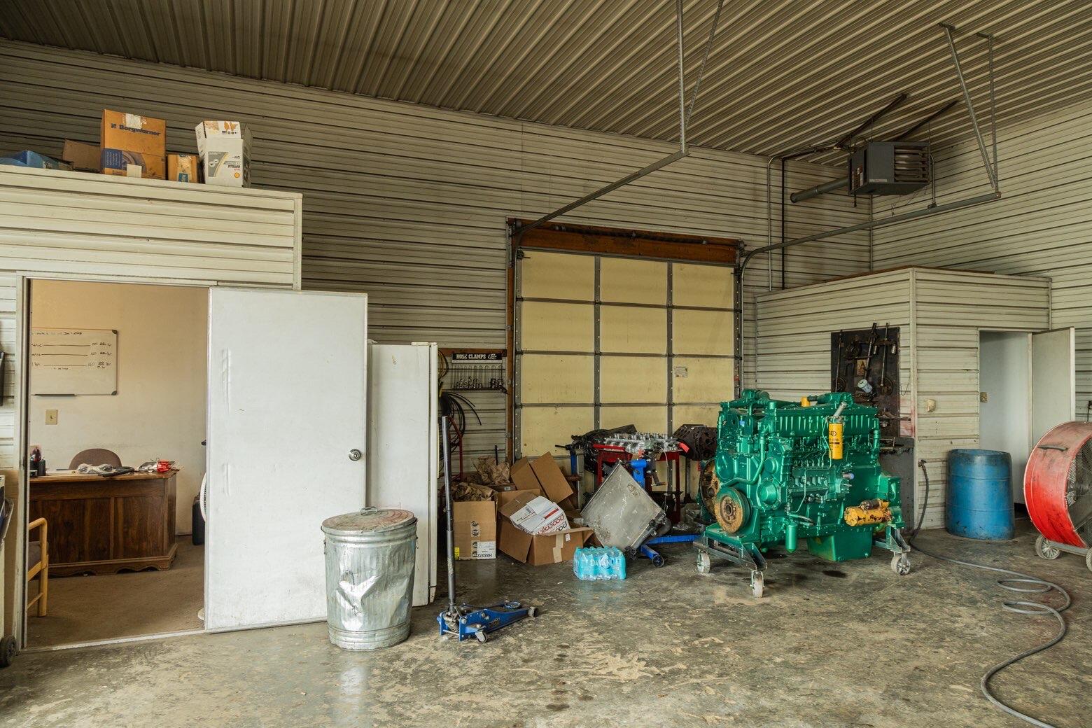118 East Davis Street Property Photo 10