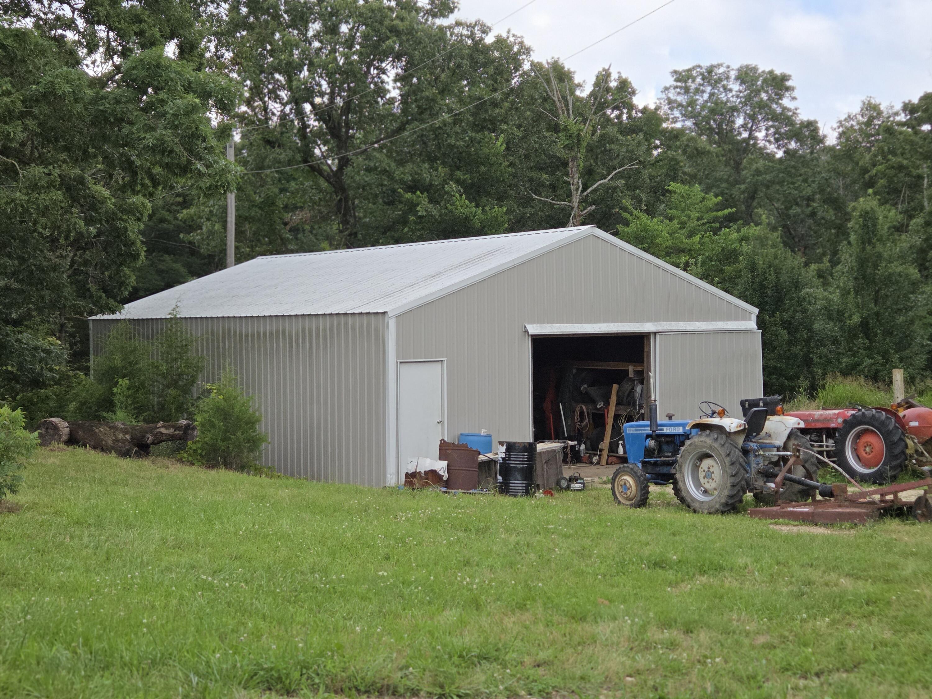 1306 State Highway 32 Property Photo 3