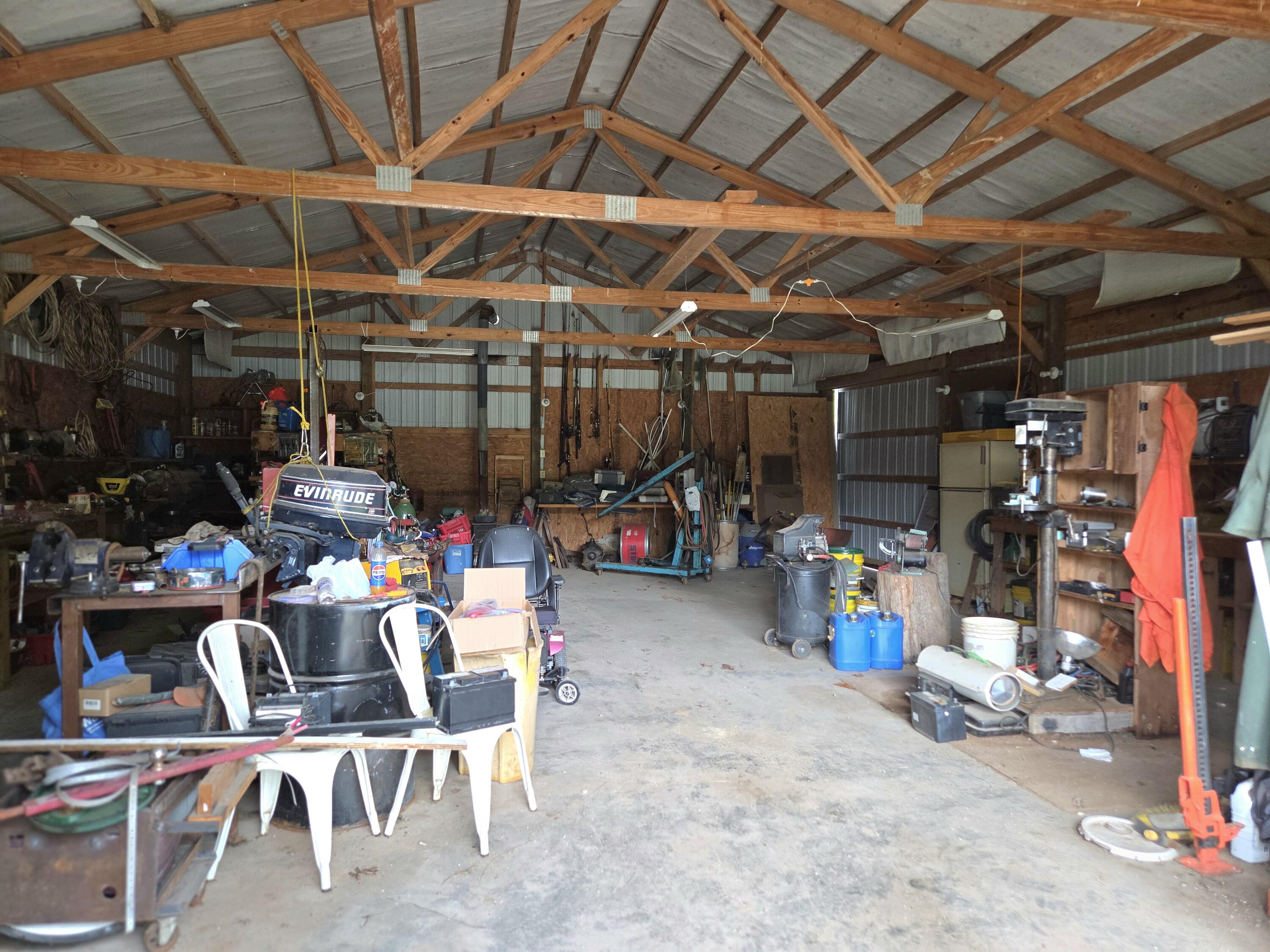 1306 State Highway 32 Property Photo 4