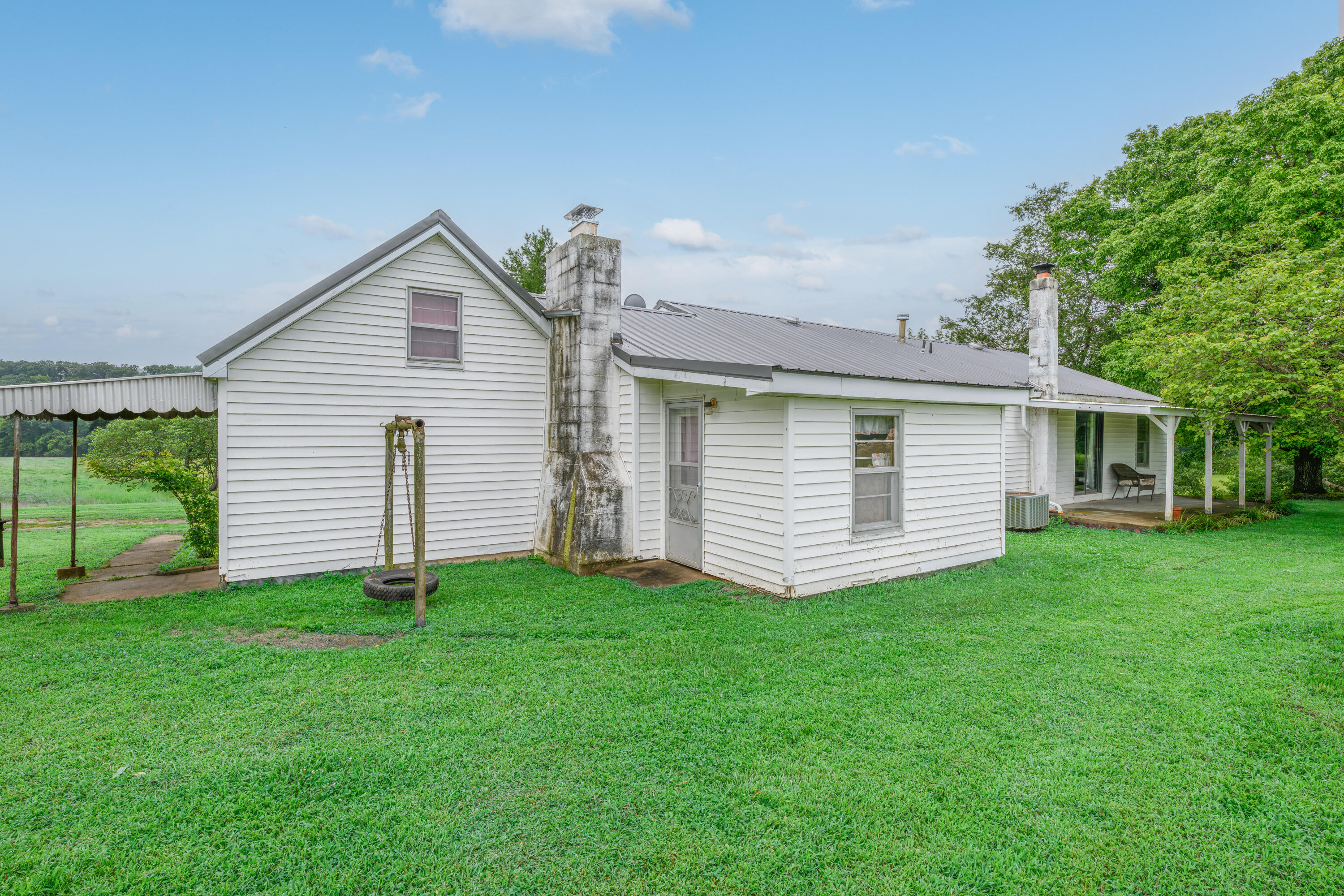 1944 Smyrna Road Property Photo 43