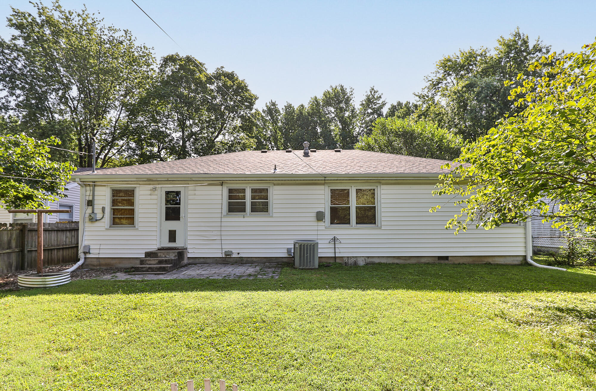 1909 South Pickwick Avenue Property Photo 22
