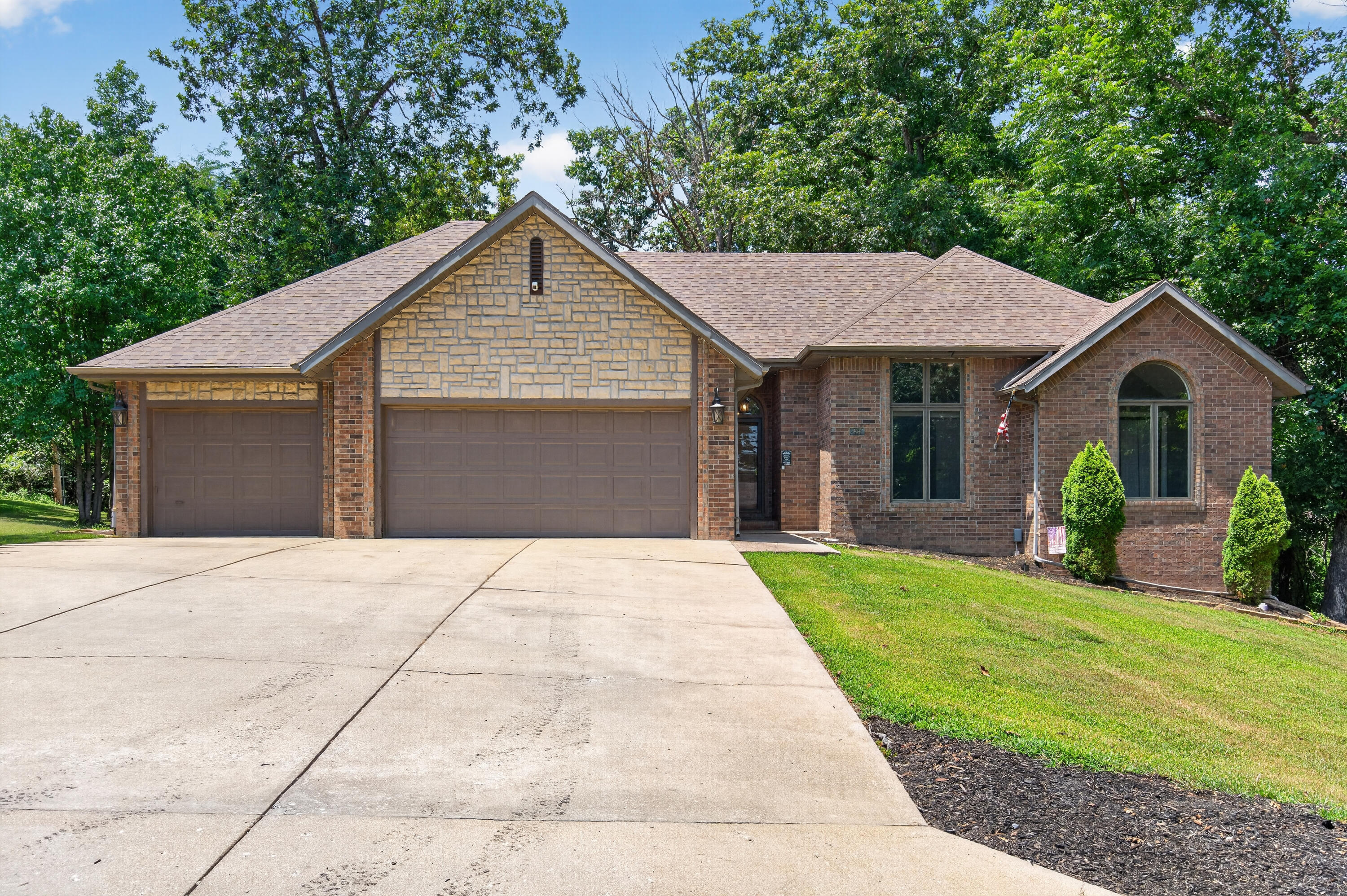 86 Westwood Drive