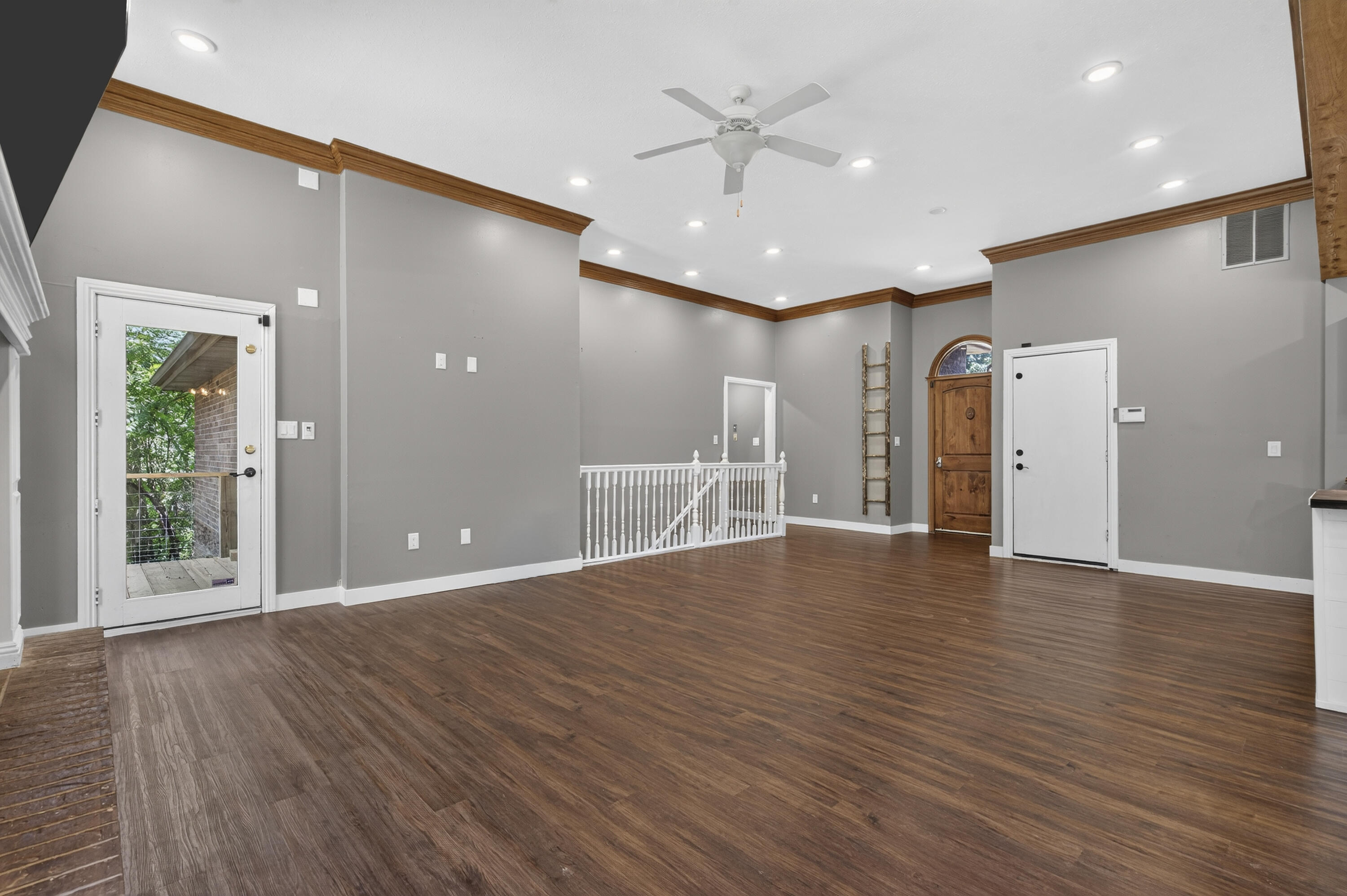 86 Westwood Drive Property Photo 8