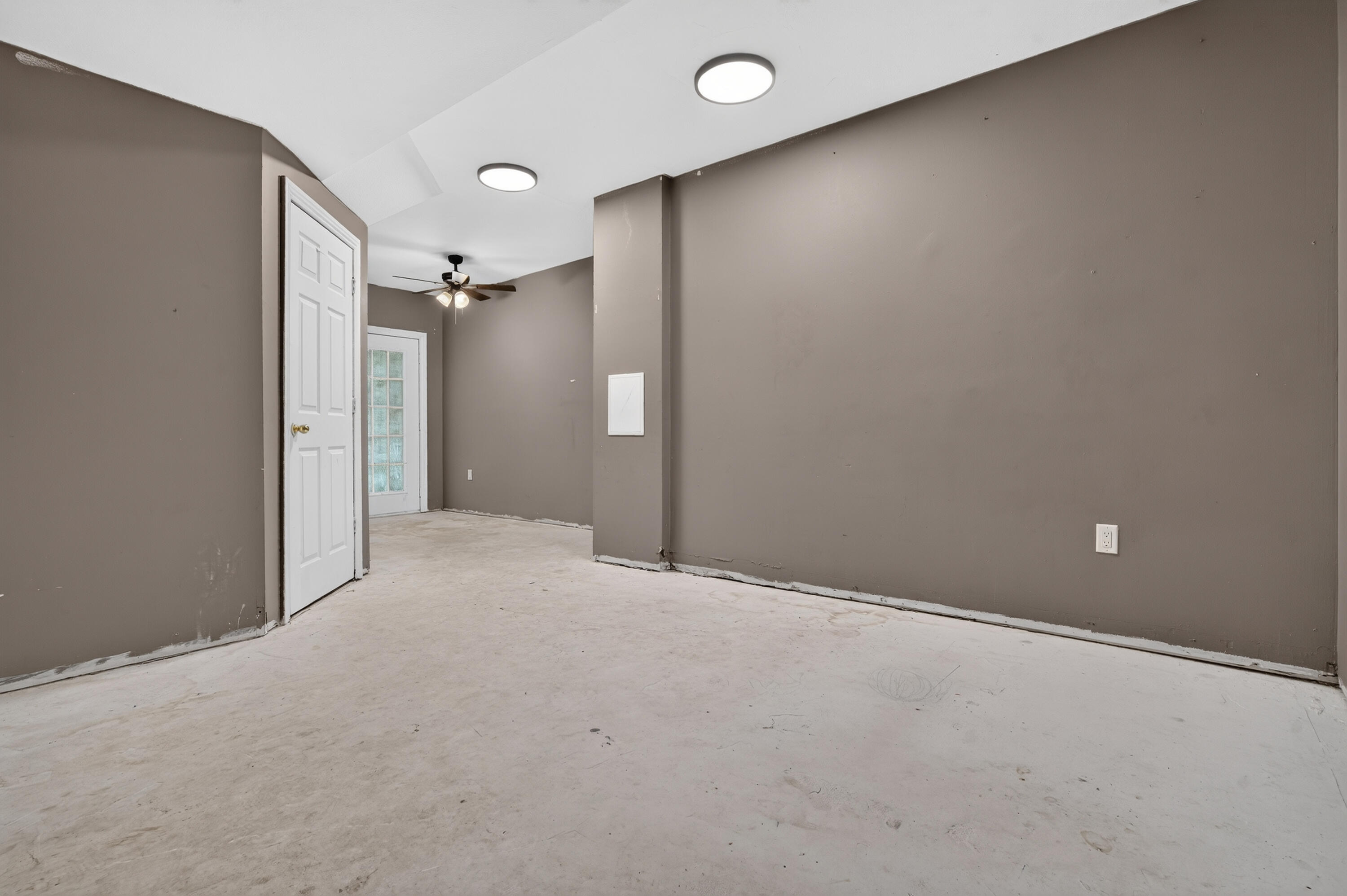 86 Westwood Drive Property Photo 17