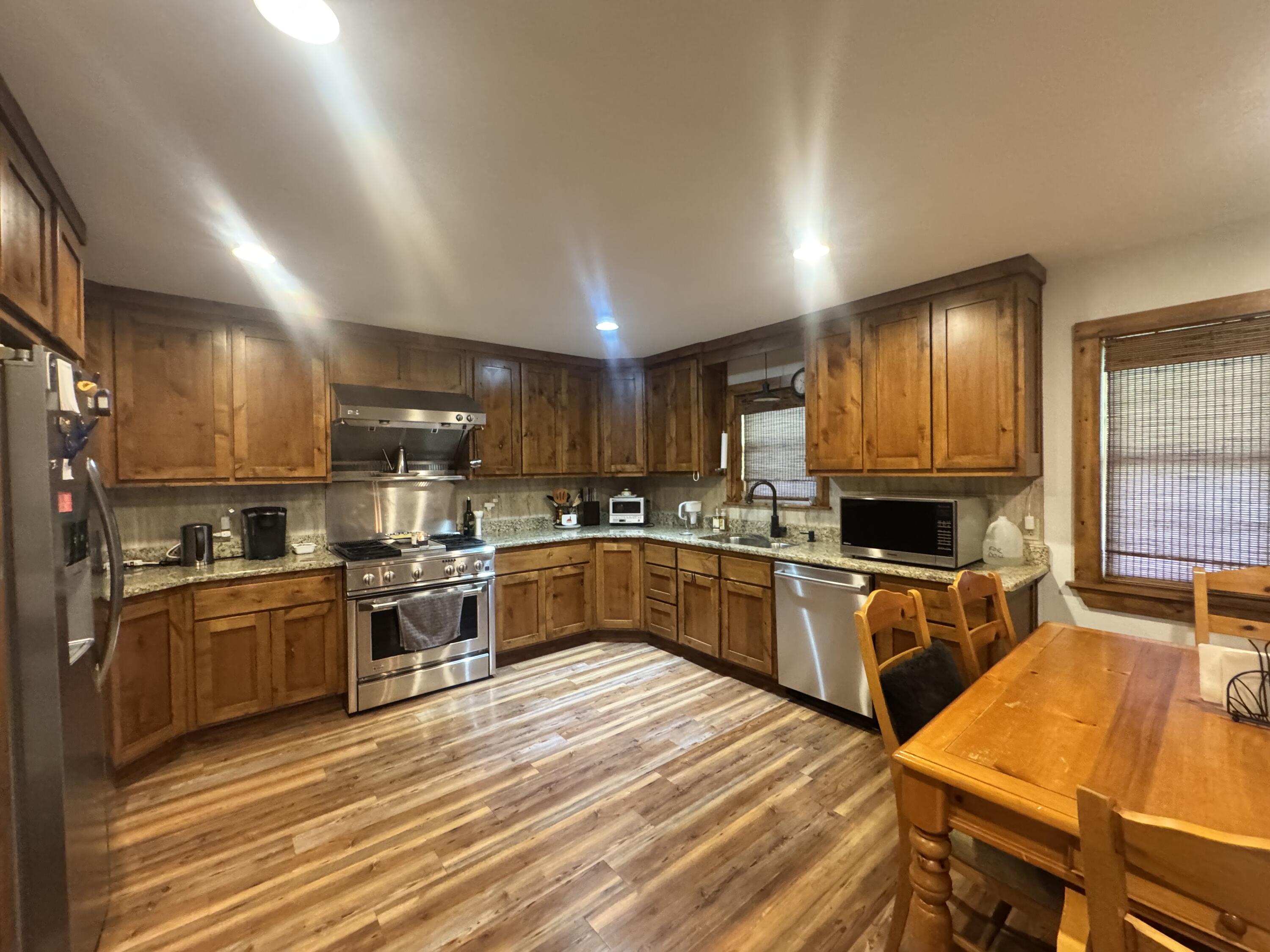7382 Route Ee Highway Property Photo 10