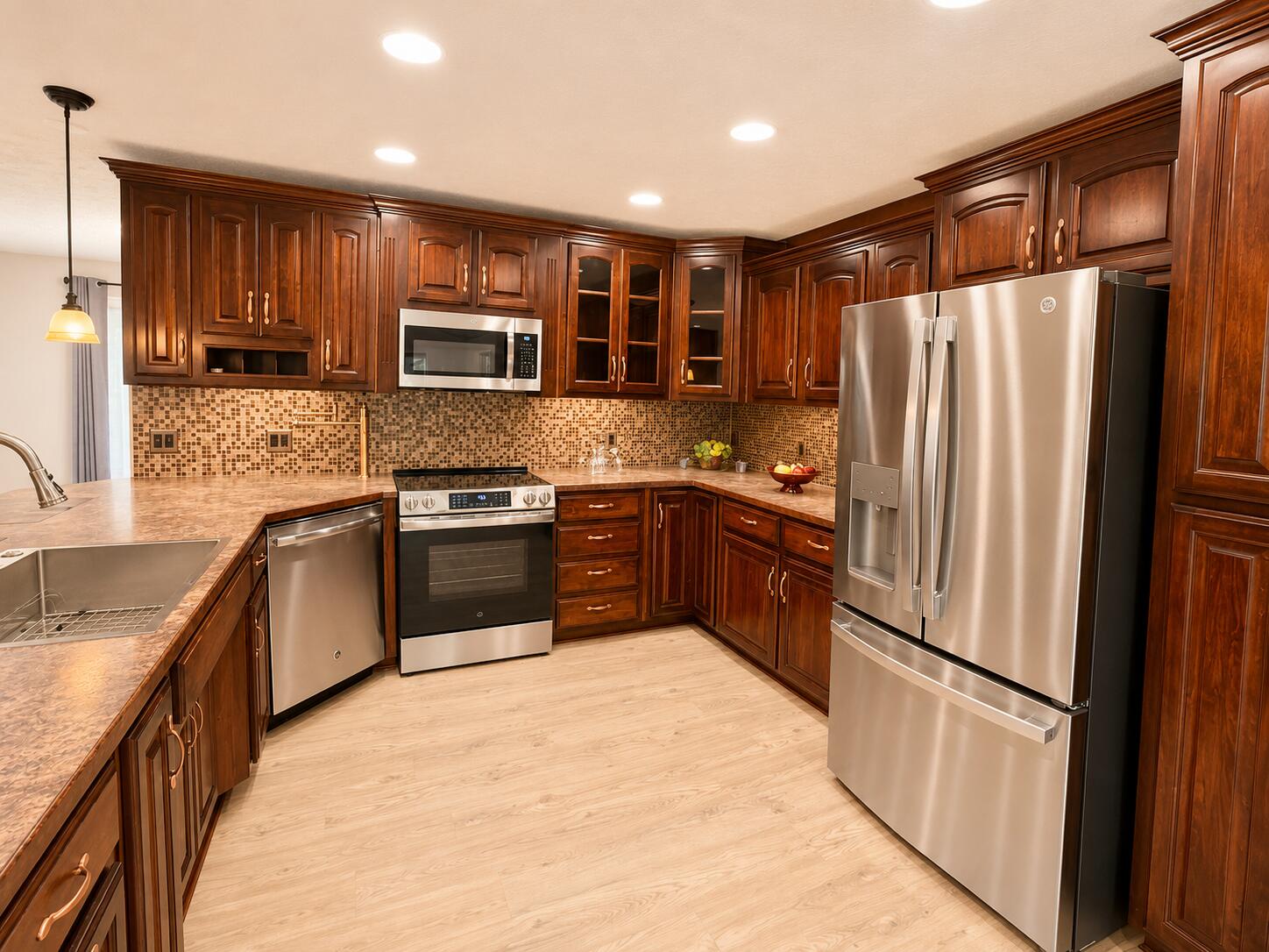 6001 South Farm Road 249 Property Photo 7
