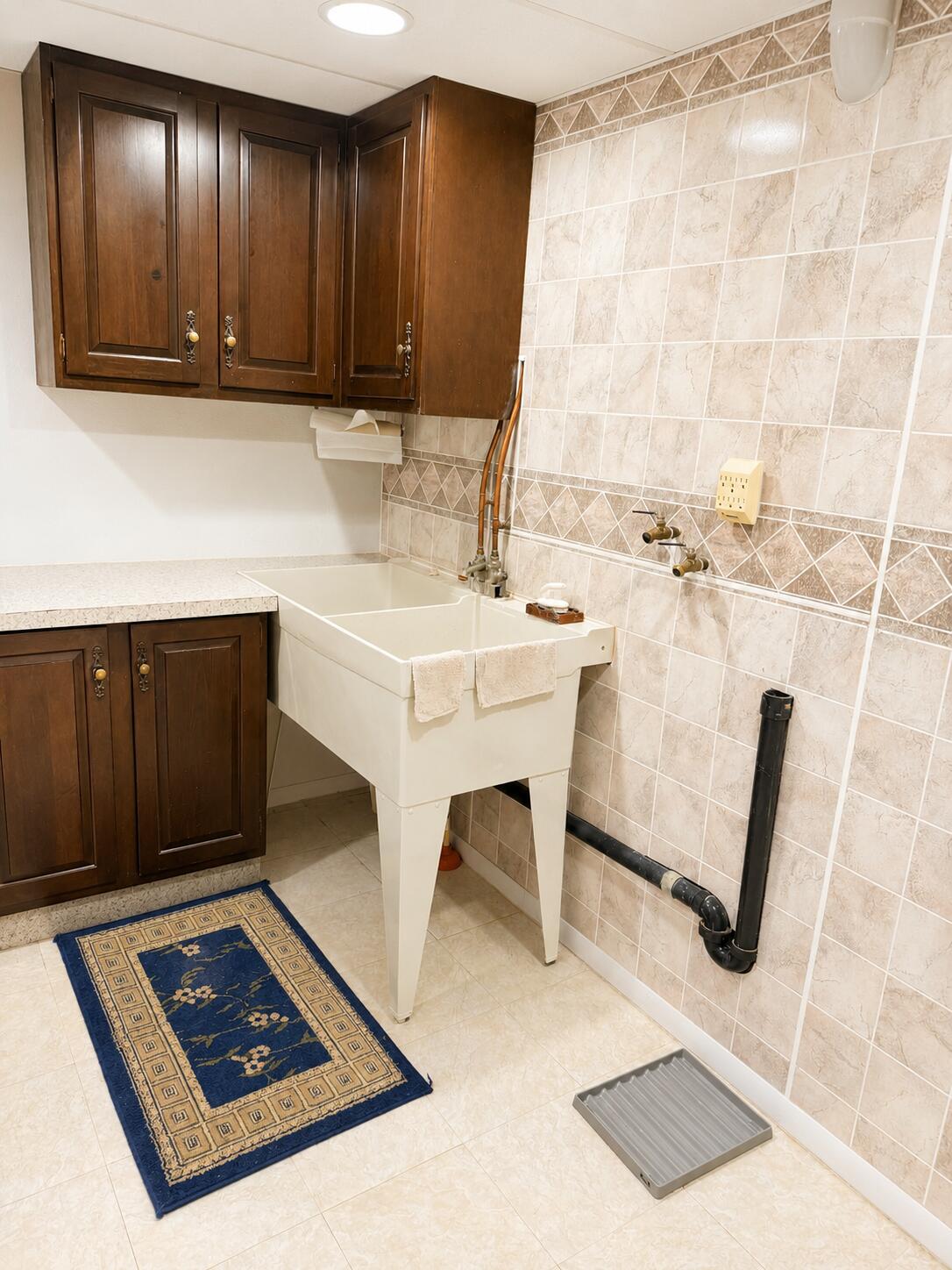 6001 South Farm Road 249 Property Photo 38