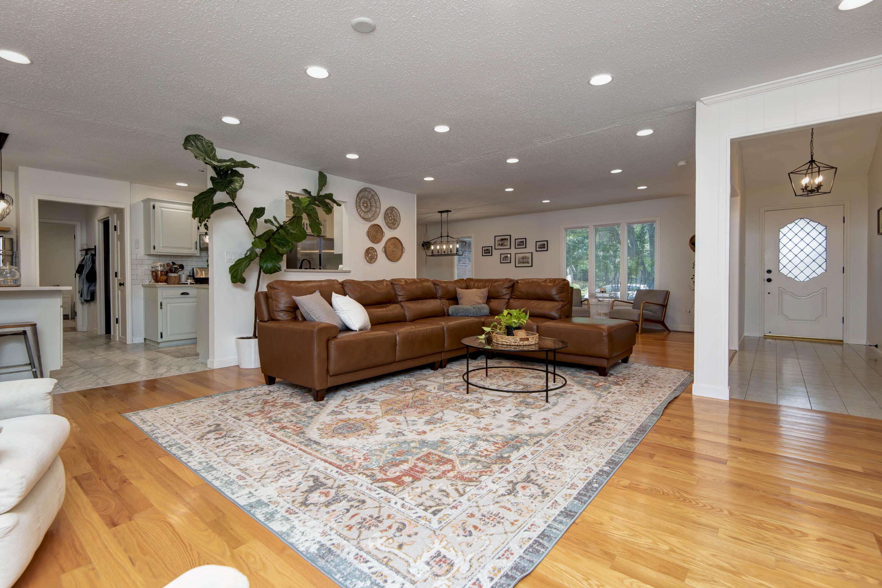 1705 East Vincent Drive Property Photo 16