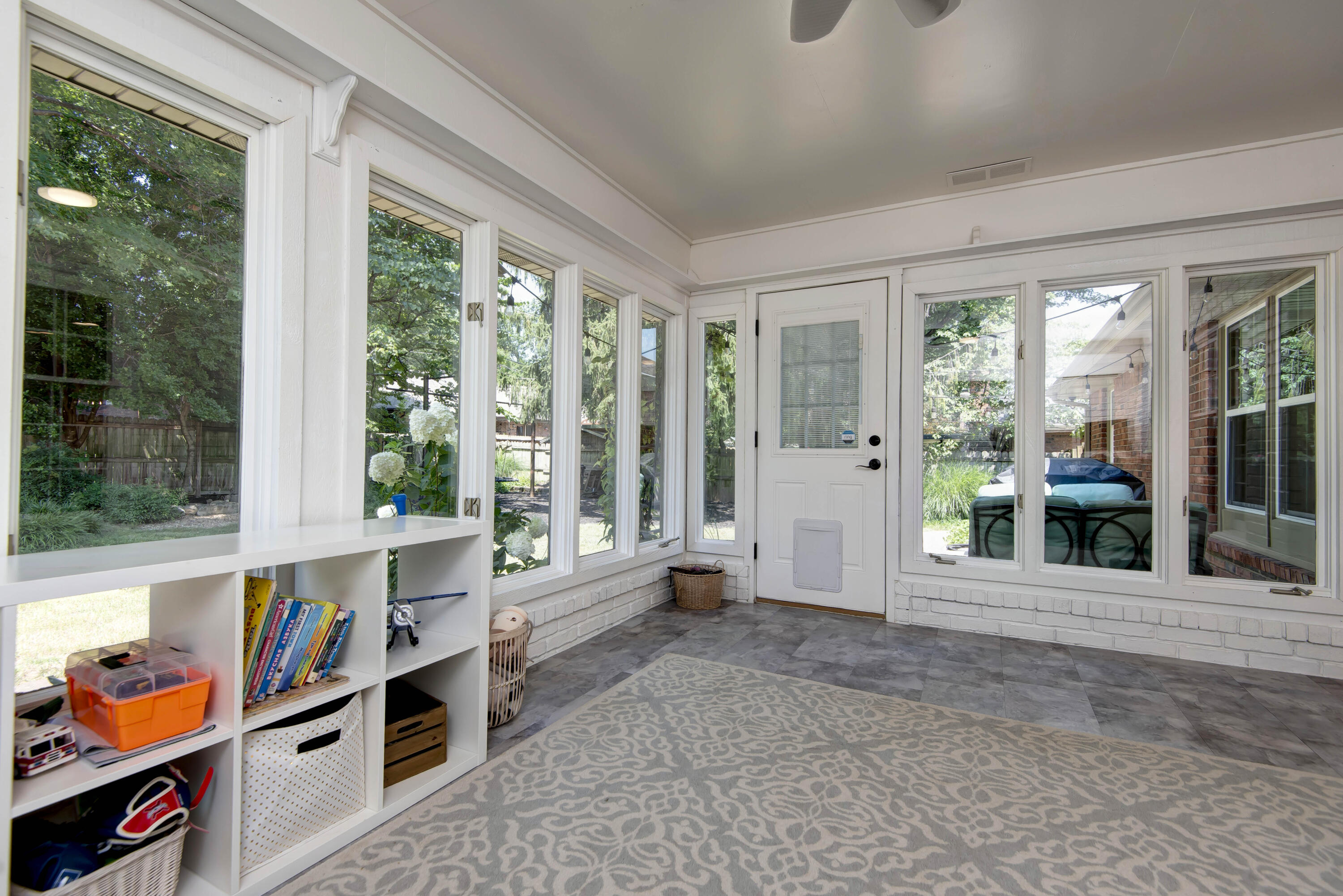1705 East Vincent Drive Property Photo 29