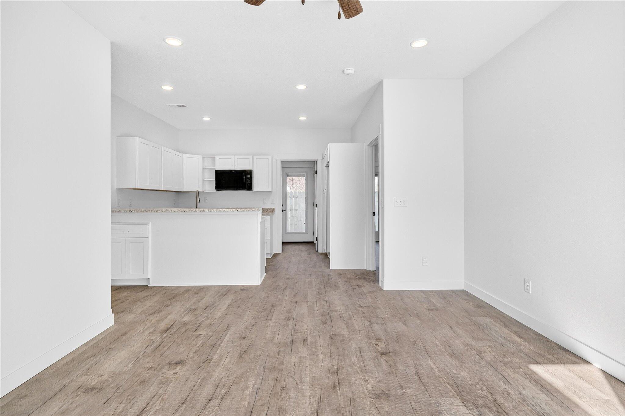 745 Panich Street Property Photo 6