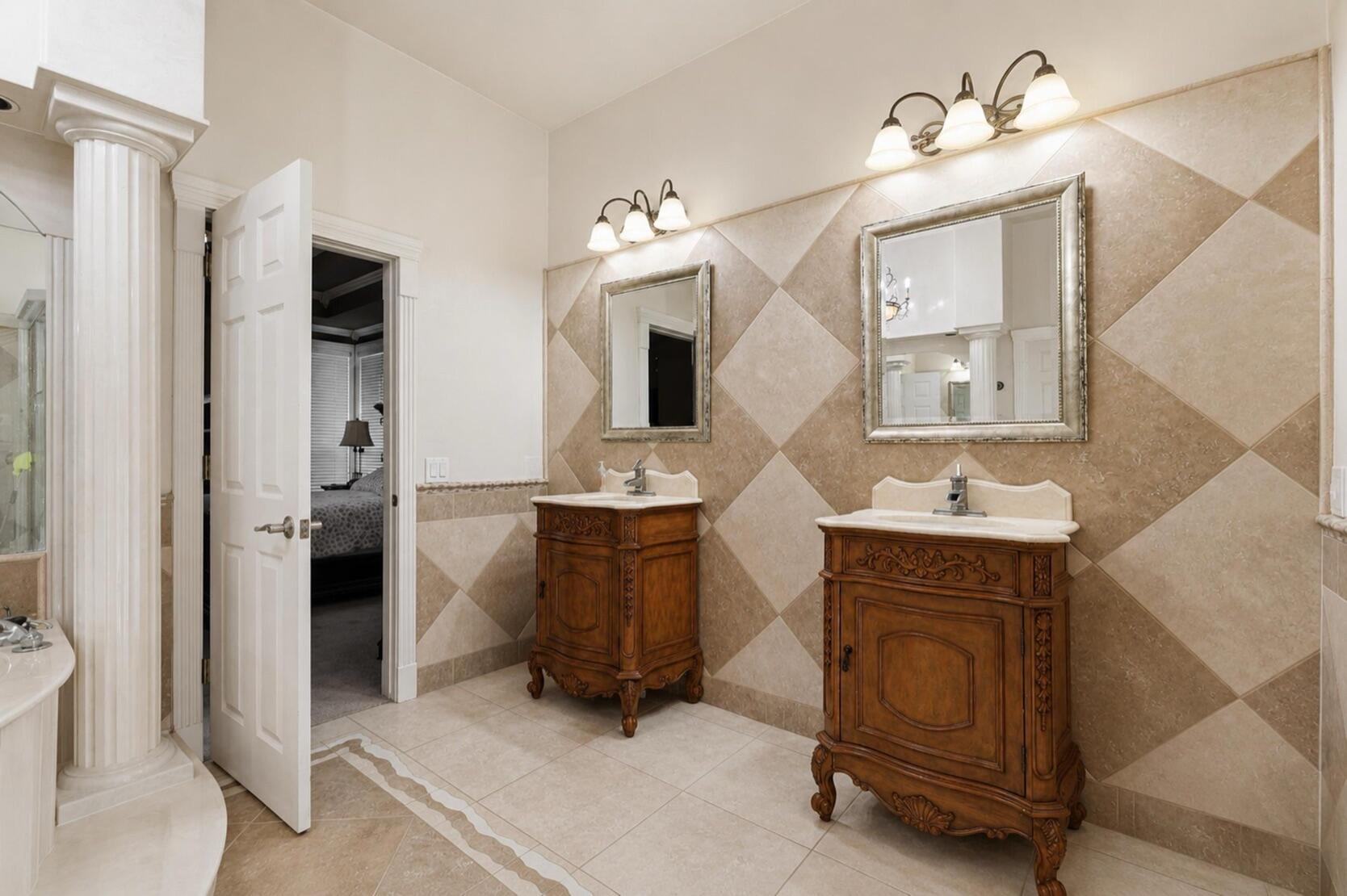 4020 Thornbury Drive Property Photo 27