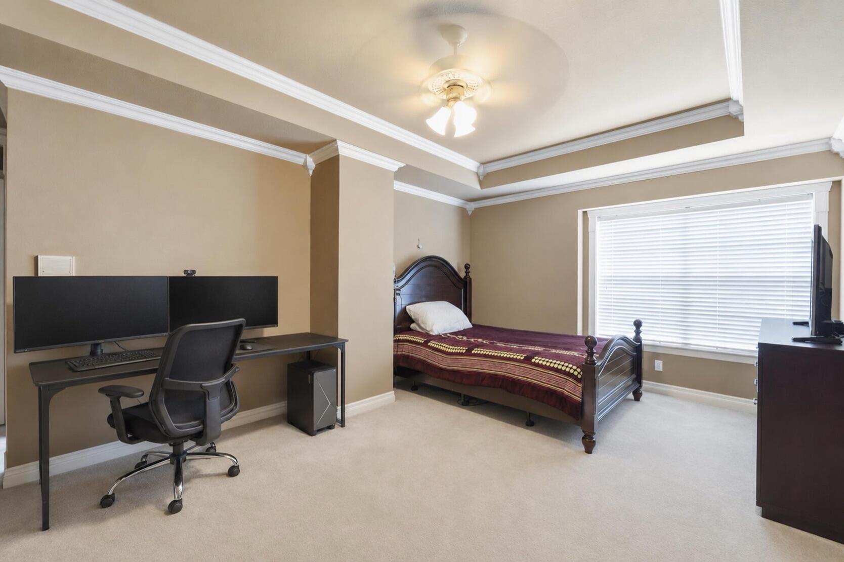 4020 Thornbury Drive Property Photo 32