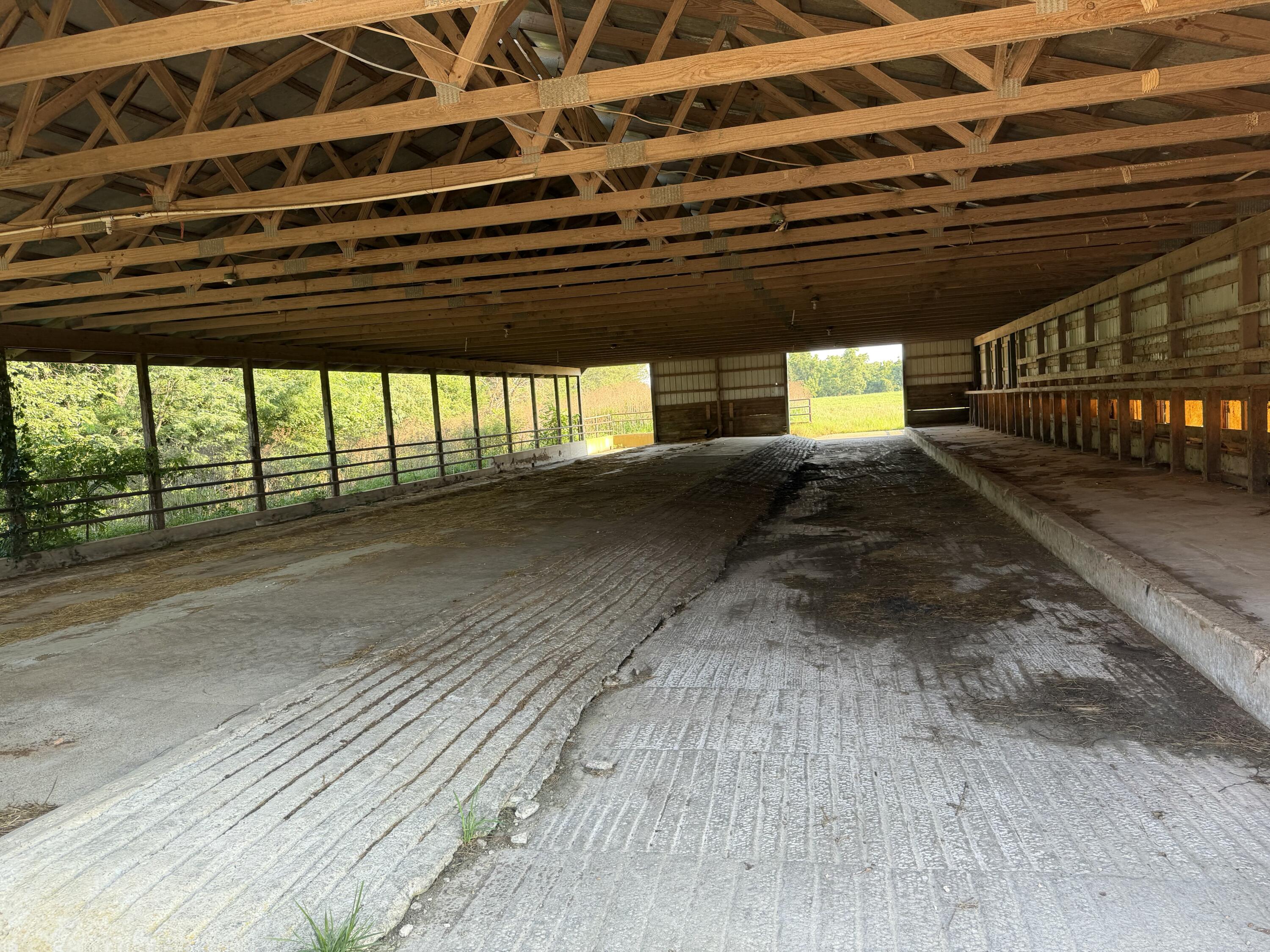 2188 Walnut Ridge Road Property Photo 14