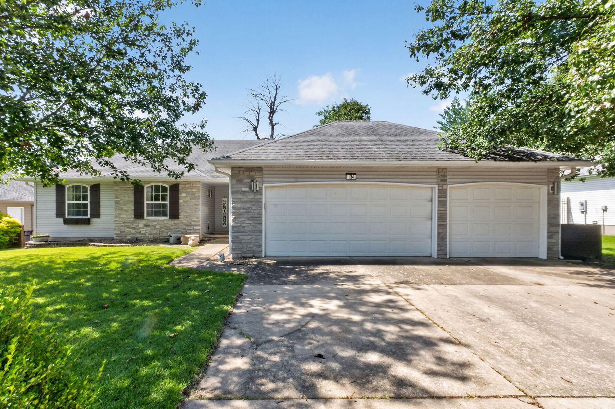 134 Delaina Drive Property Photo 1