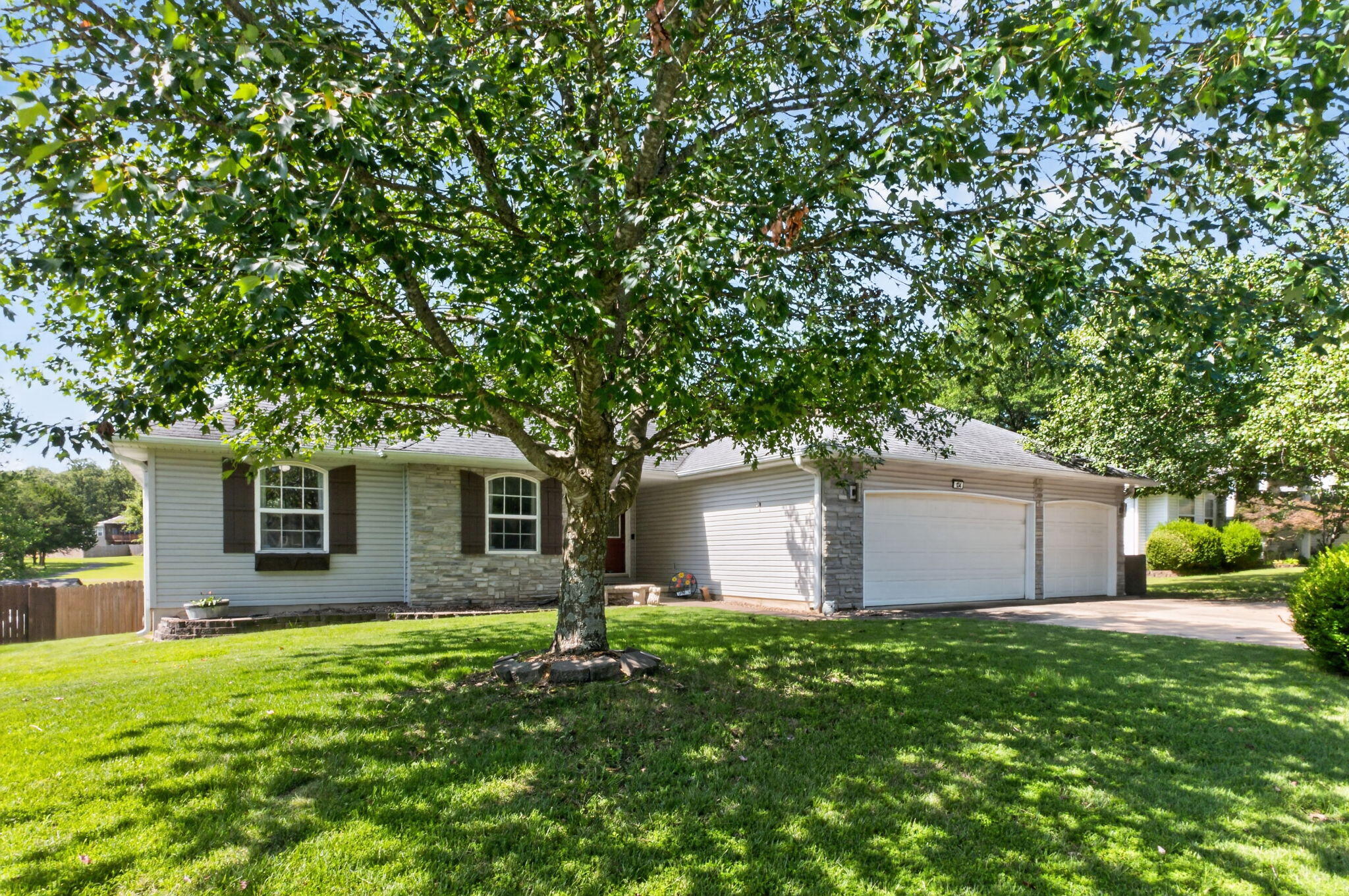 134 Delaina Drive Property Photo 2