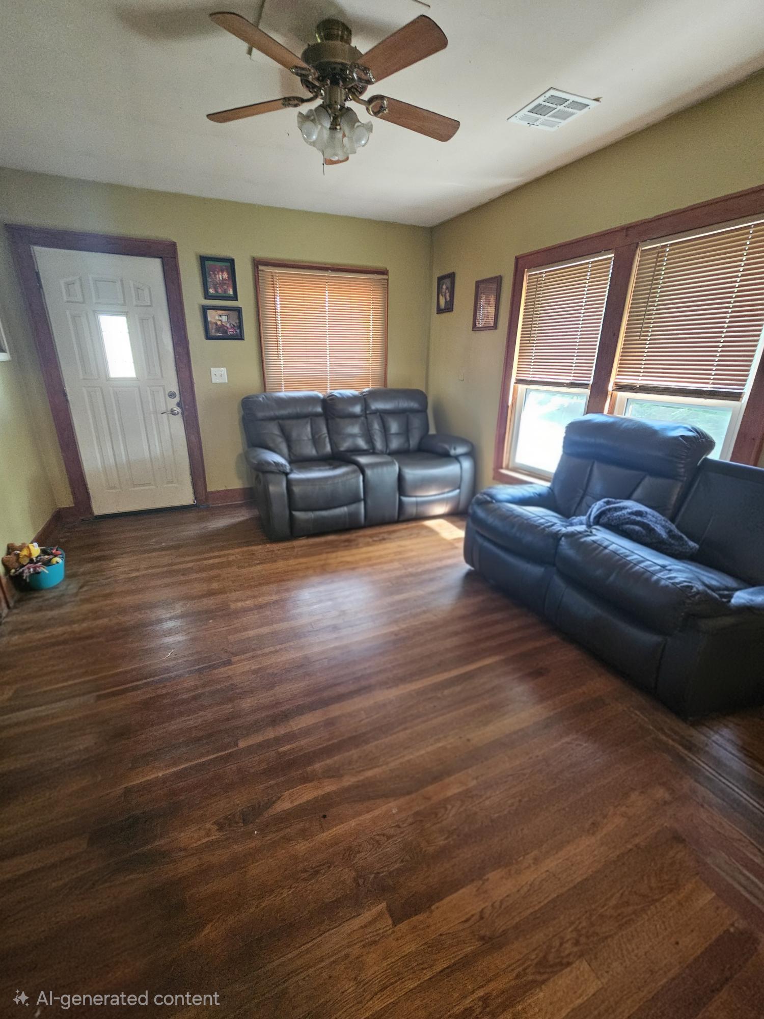 364 366 Phoenix Splitlog Road Property Photo 2