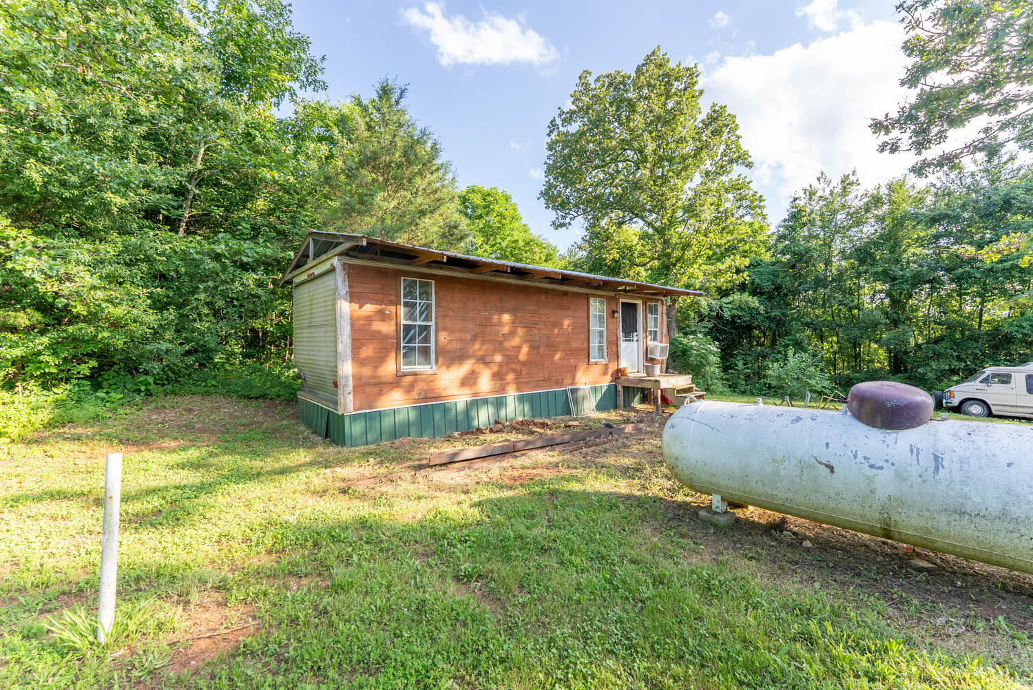 221 Woodridge Lane Property Photo 29