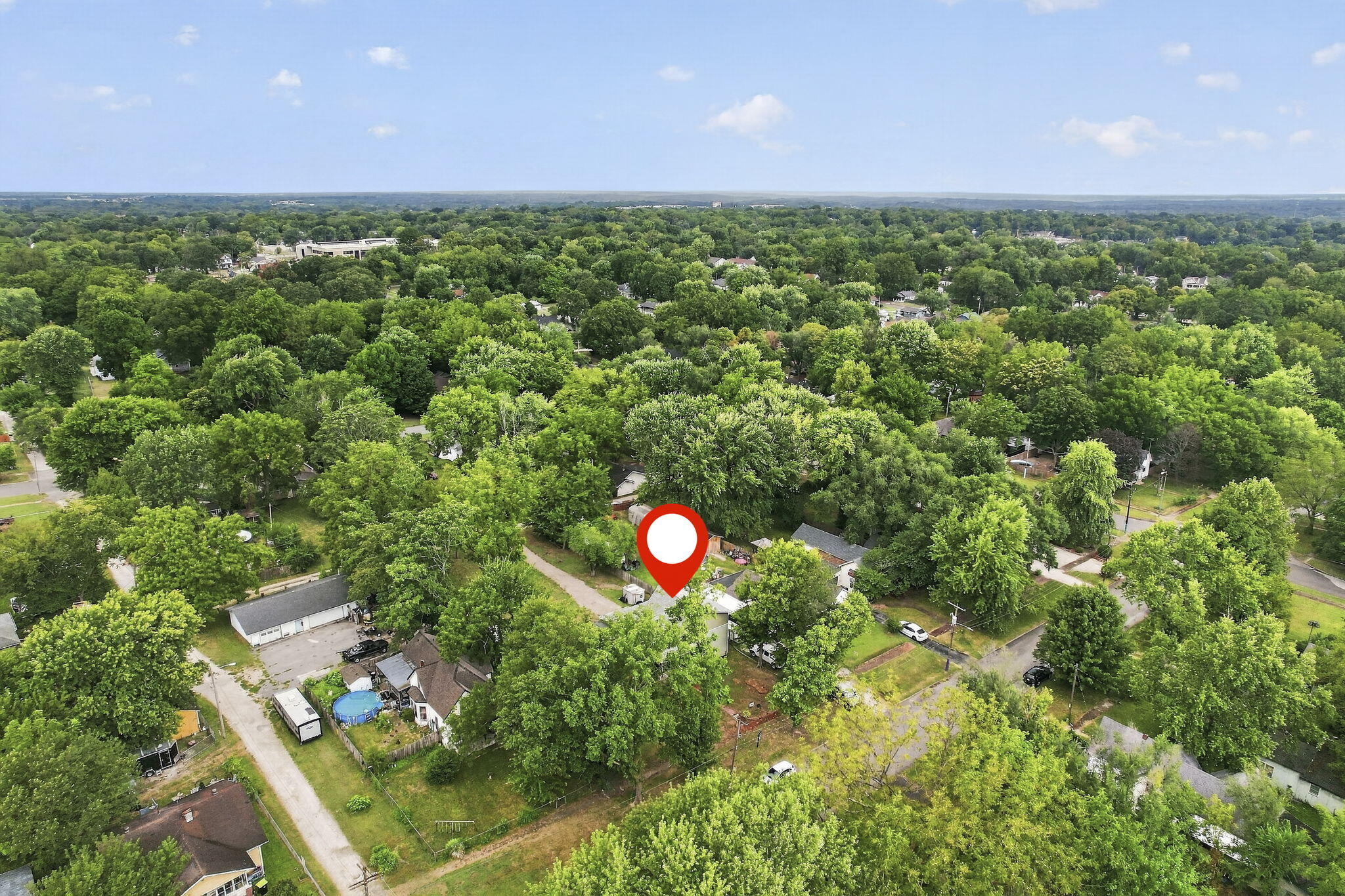 1911 North Benton Avenue Property Photo 37