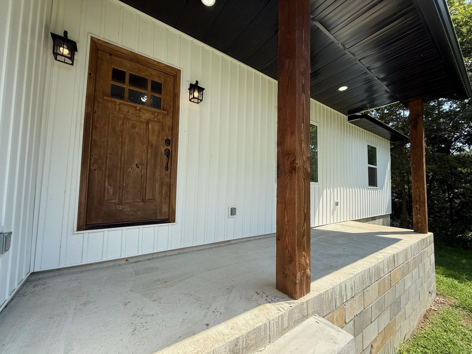 409 Valley Road Property Photo 4