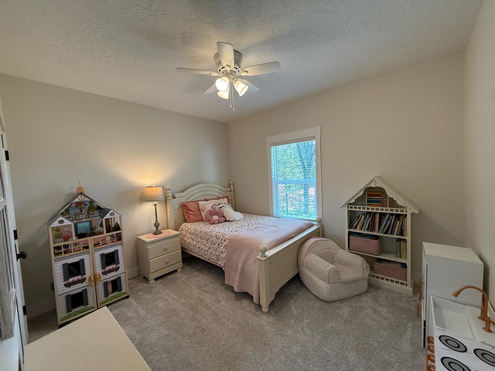 409 Valley Road Property Photo 16