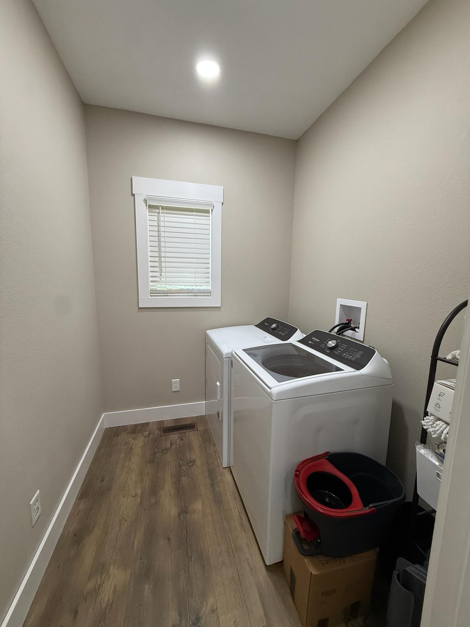 409 Valley Road Property Photo 21