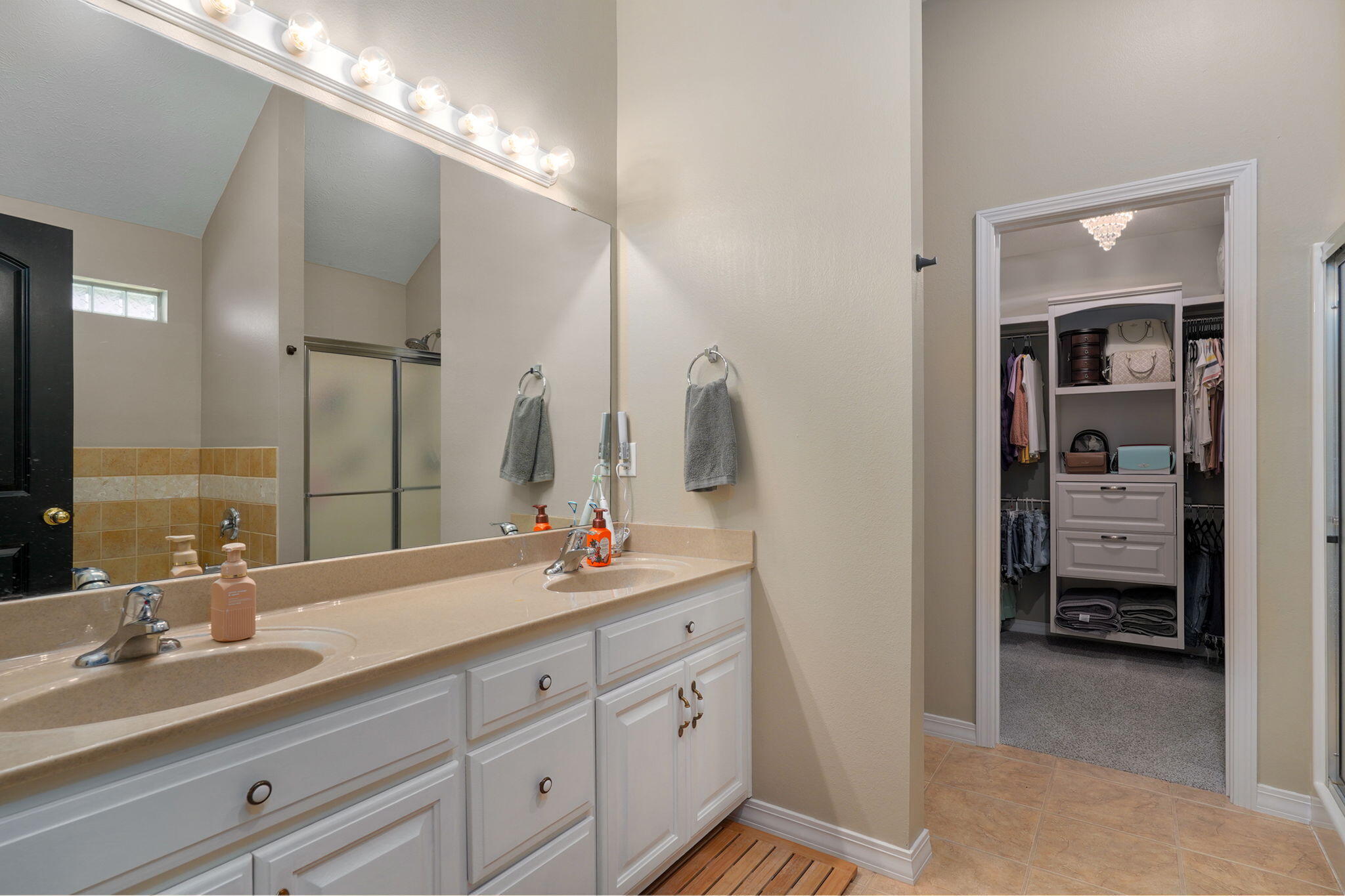 658 Greer Avenue Property Photo 15