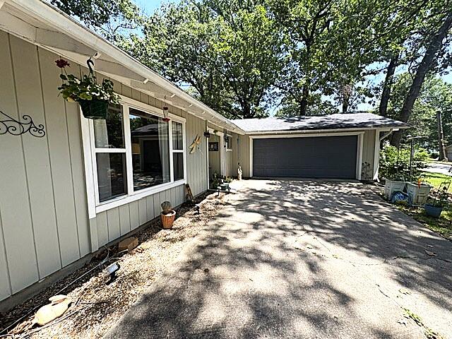 1003 Hickory Street Property Photo 3