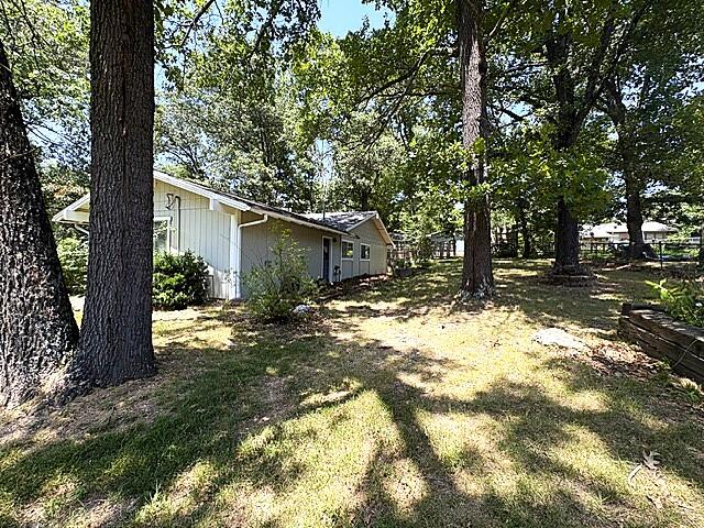 1003 Hickory Street Property Photo 7