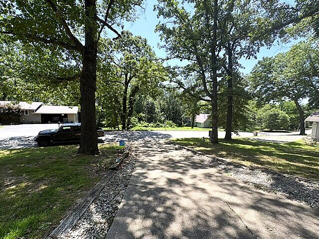 1003 Hickory Street Property Photo 8
