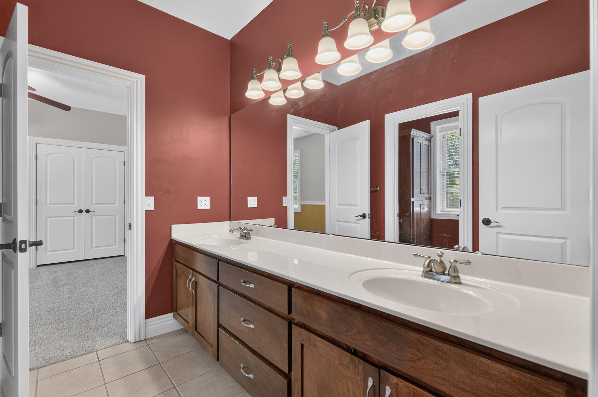 21194 Lawrence 2230 Property Photo 45