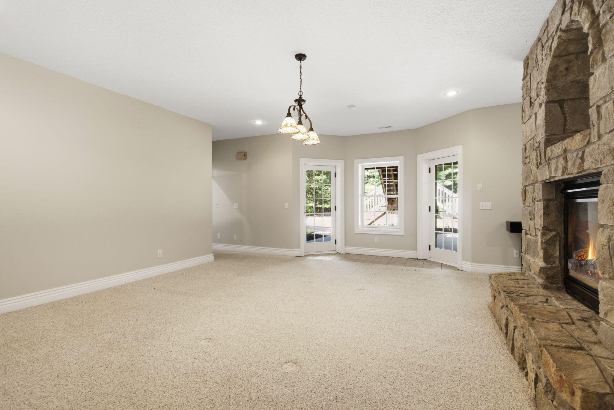 21194 Lawrence 2230 Property Photo 52