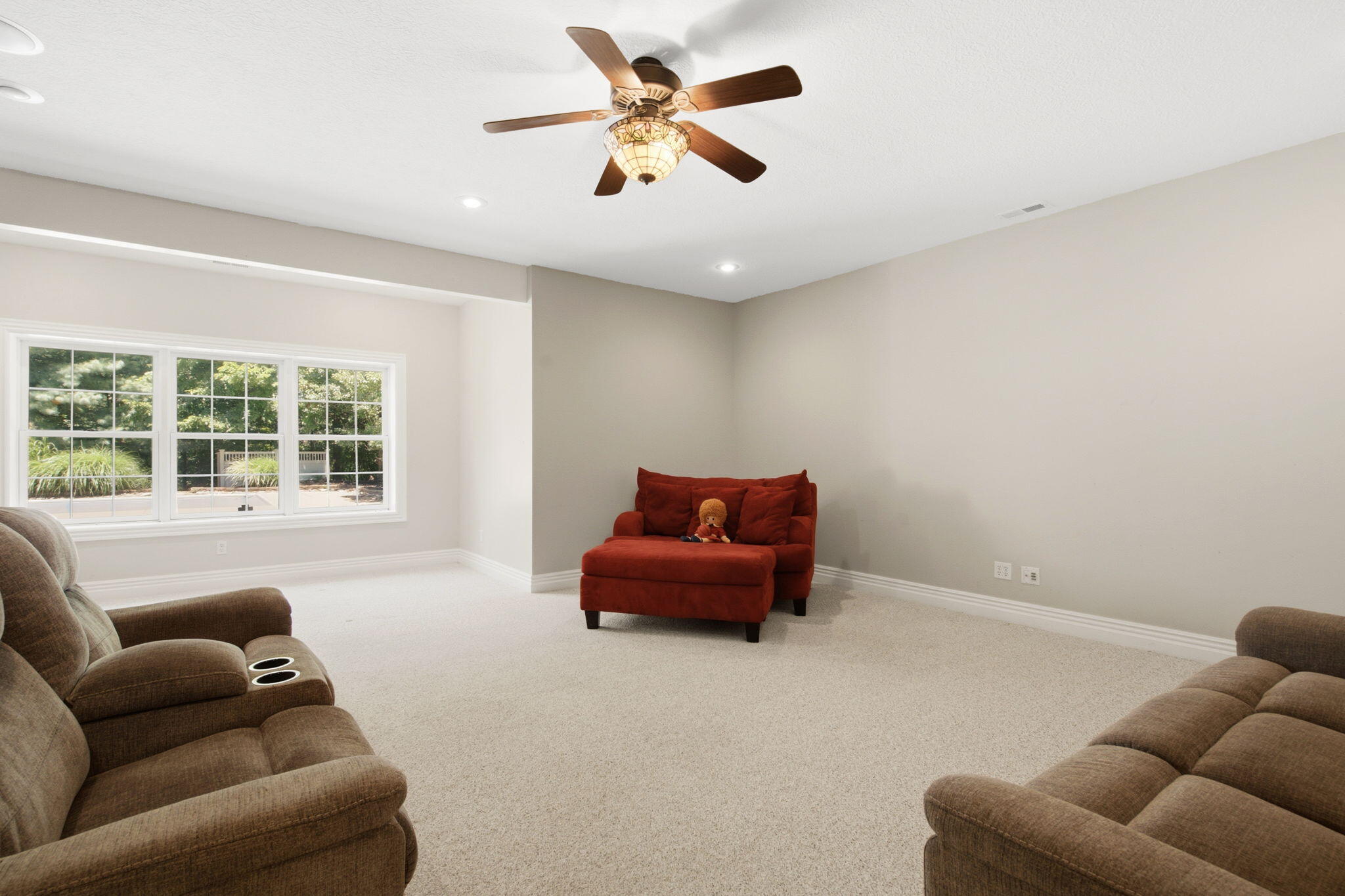 21194 Lawrence 2230 Property Photo 54