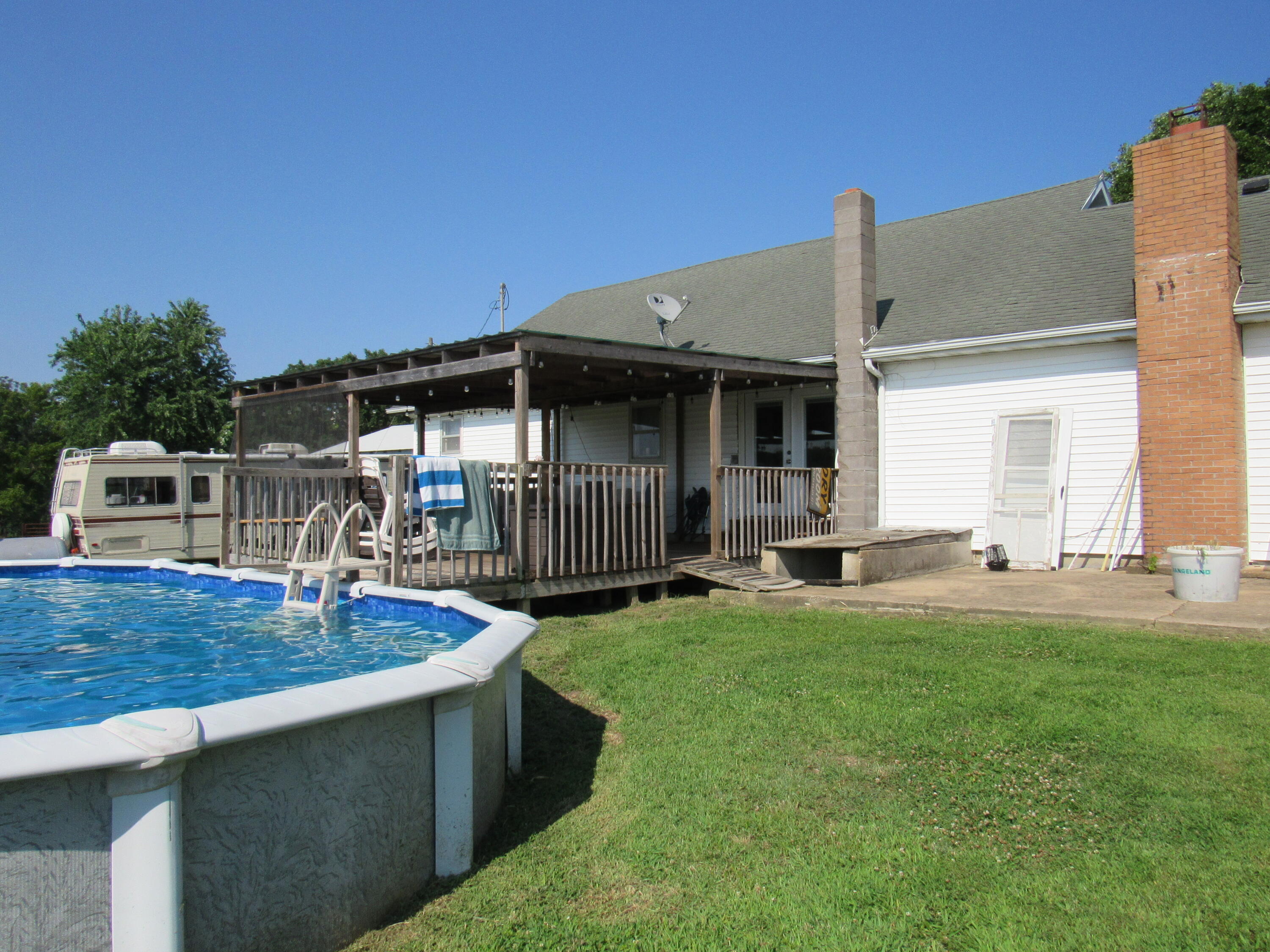 419 State Road H Property Photo 7
