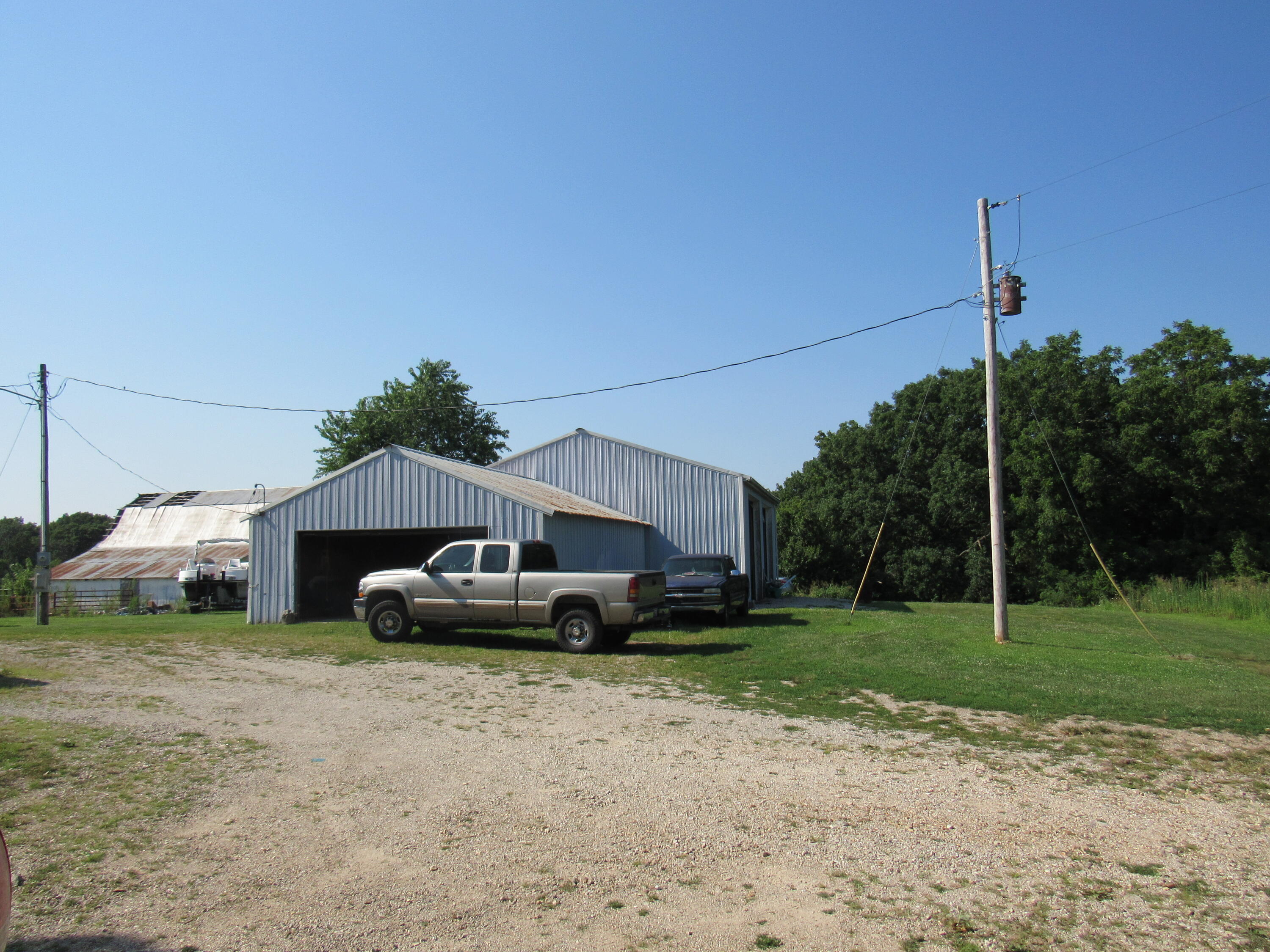 419 State Road H Property Photo 11