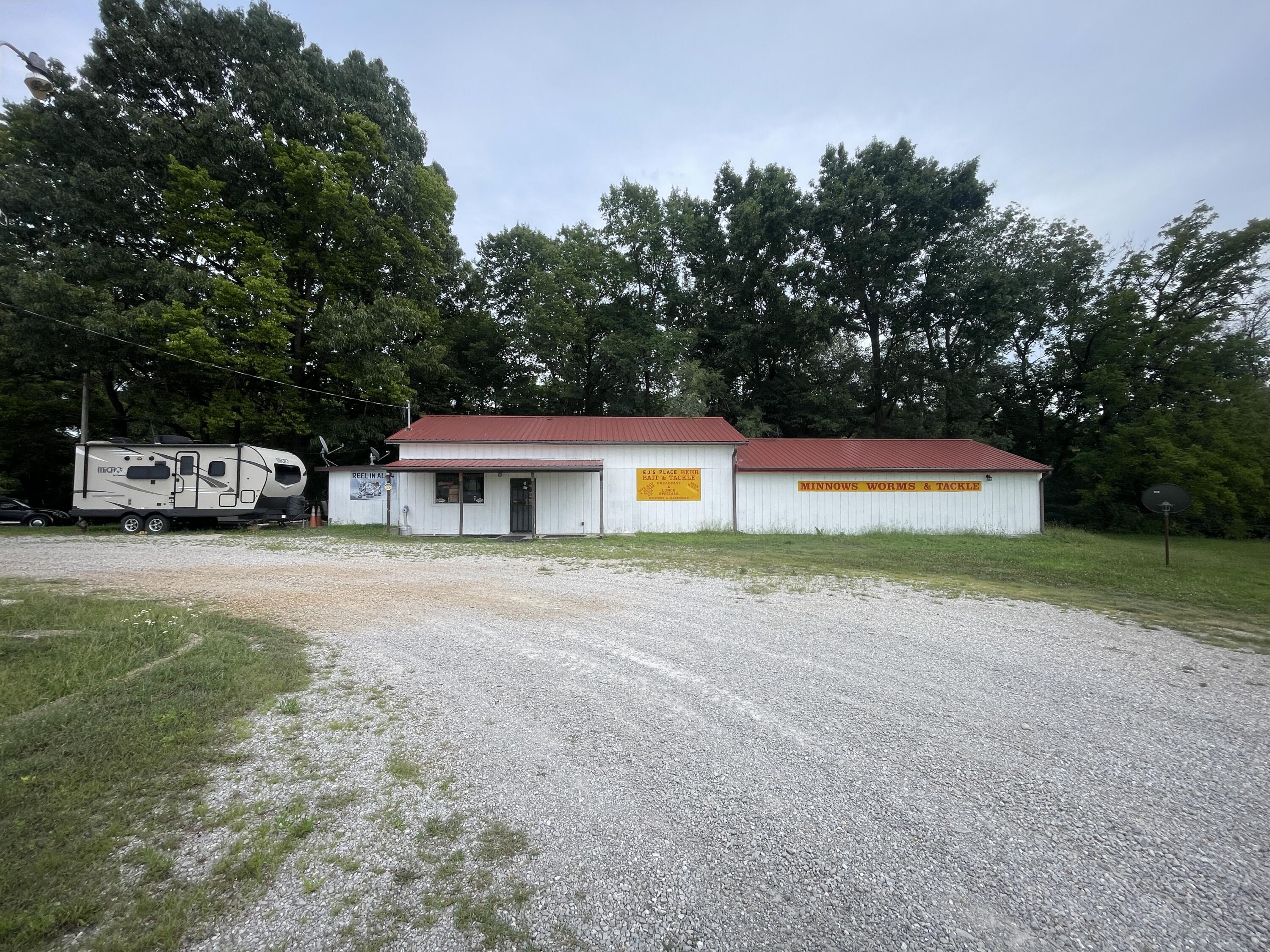 8348 State Highway 5 Property Photo 2