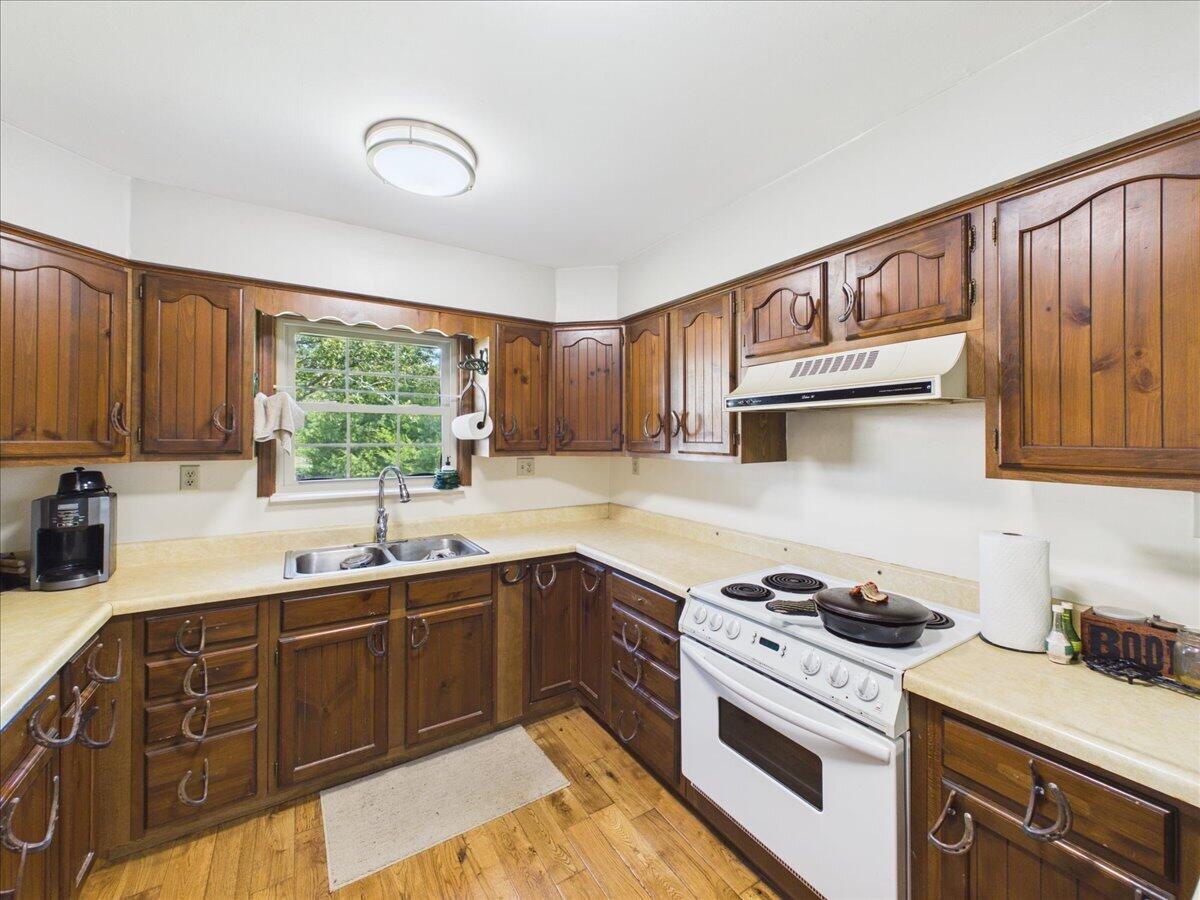 16577 State Highway H Property Photo 24